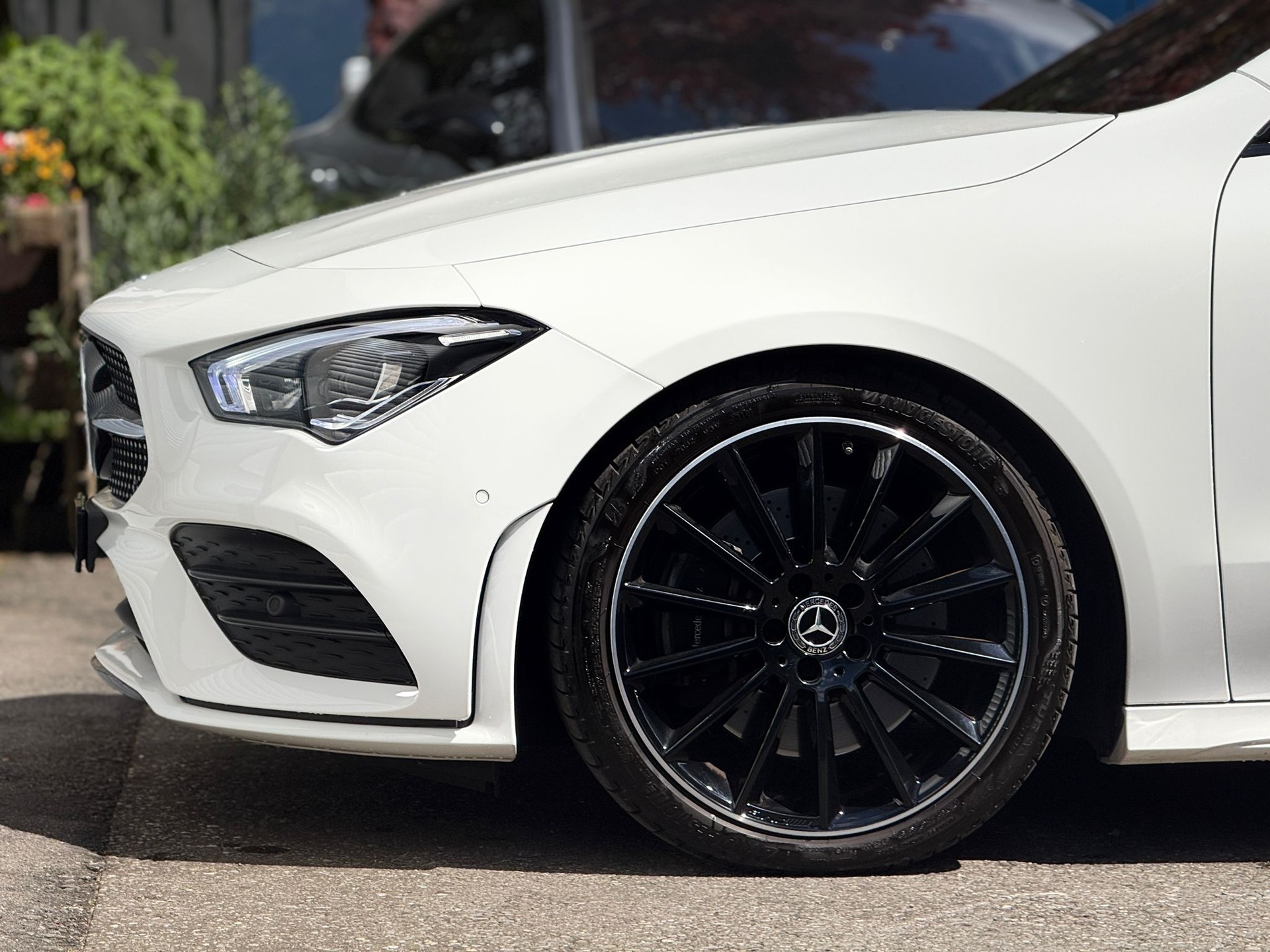 MERCEDES-BENZ CLA 250 AMG Line 4matic Shooting Brake-image-6