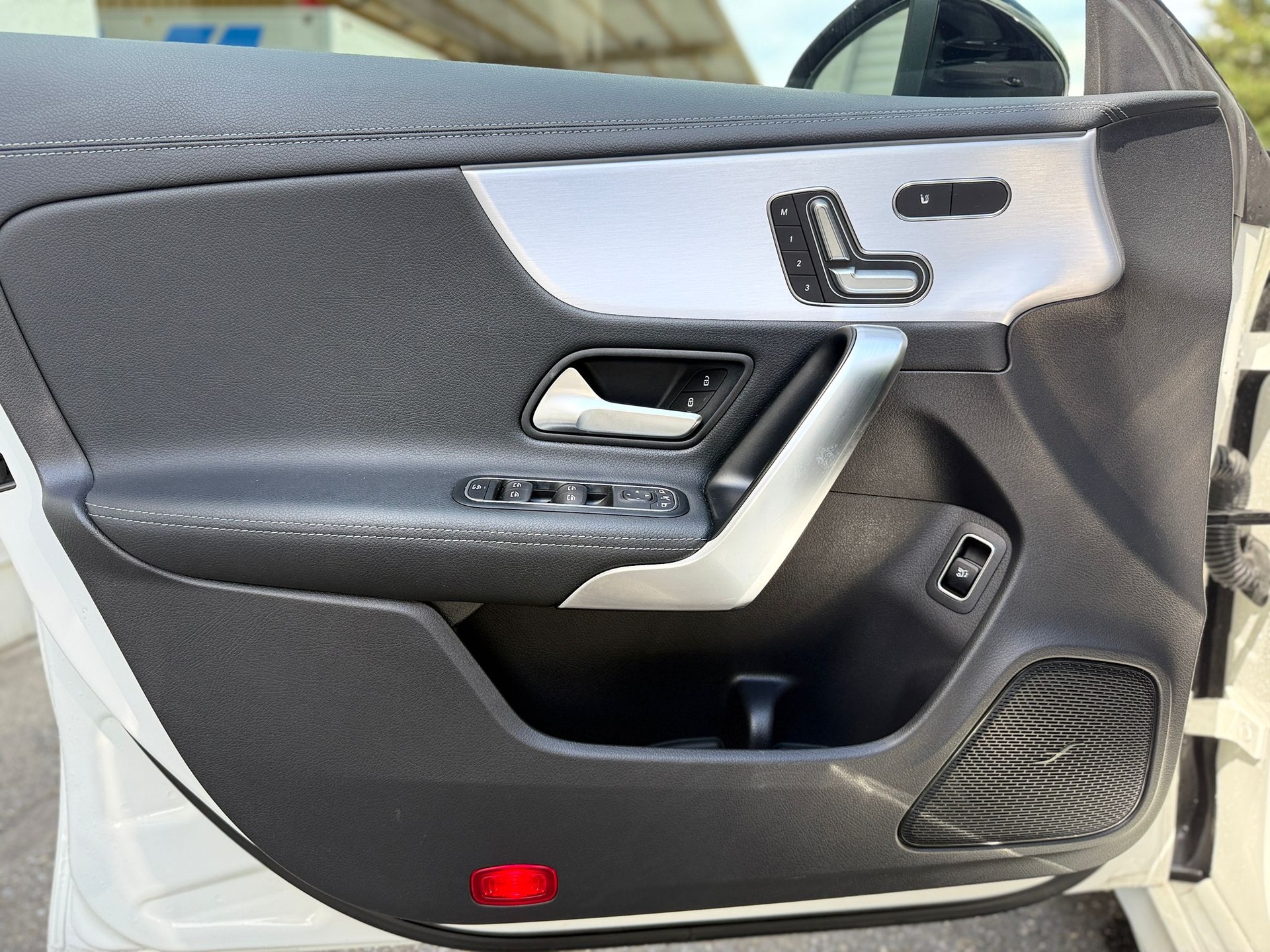 MERCEDES-BENZ CLA 250 AMG Line 4matic Shooting Brake-image-7
