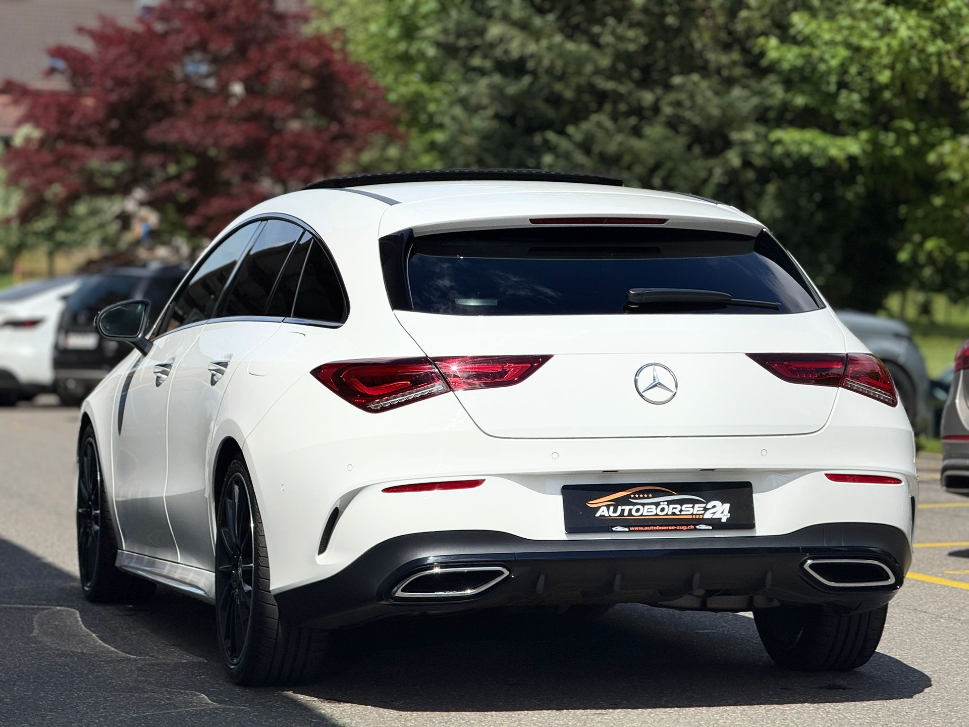MERCEDES-BENZ CLA 250 AMG Line 4matic Shooting Brake-image-3