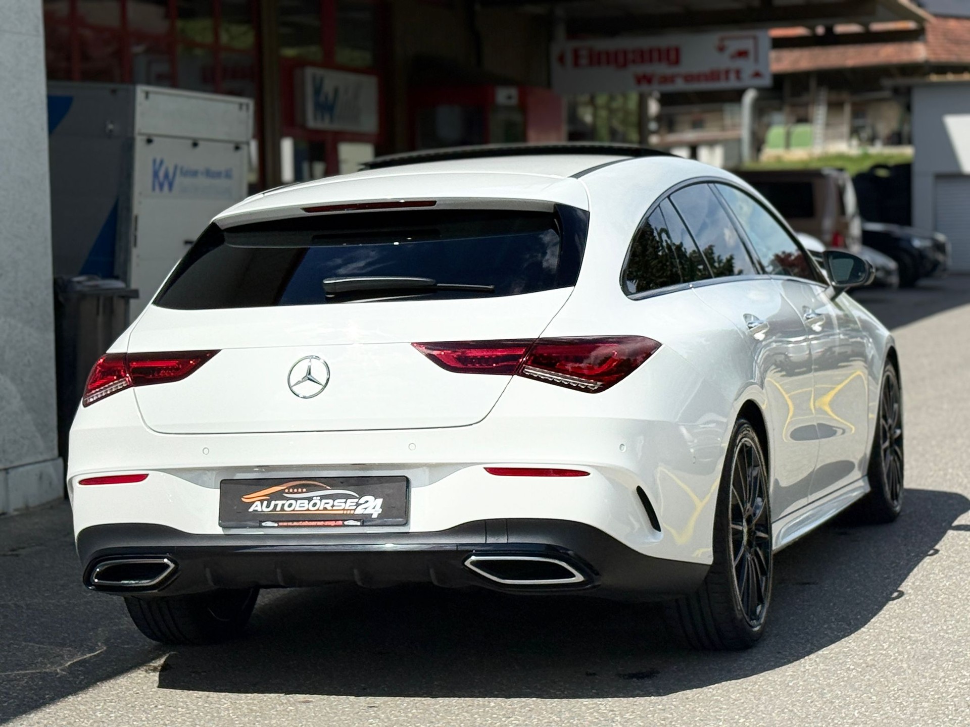 MERCEDES-BENZ CLA 250 AMG Line 4matic Shooting Brake-image-4