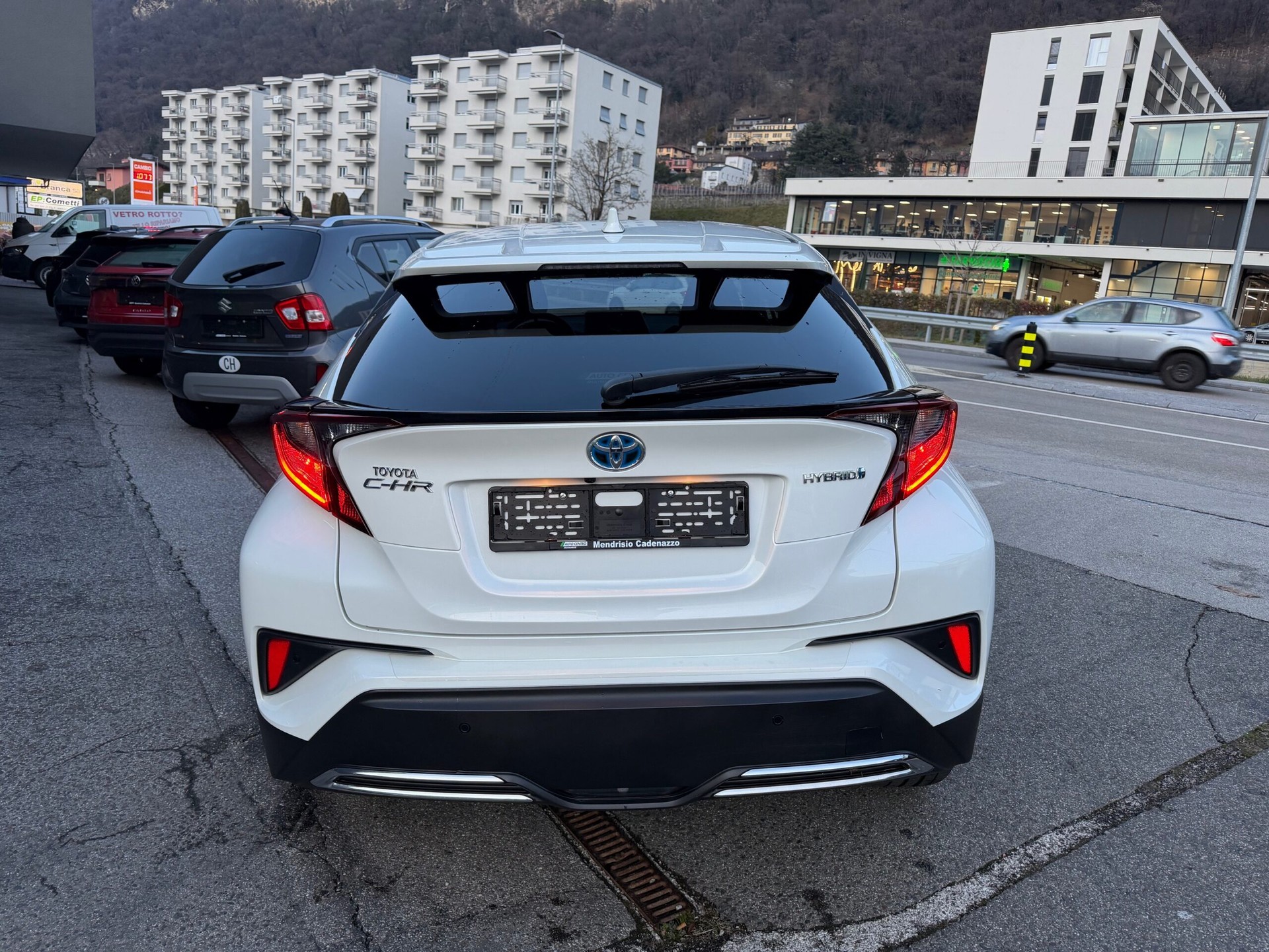 TOYOTA C-HR 2.0 HSD CVT Trend-image-6