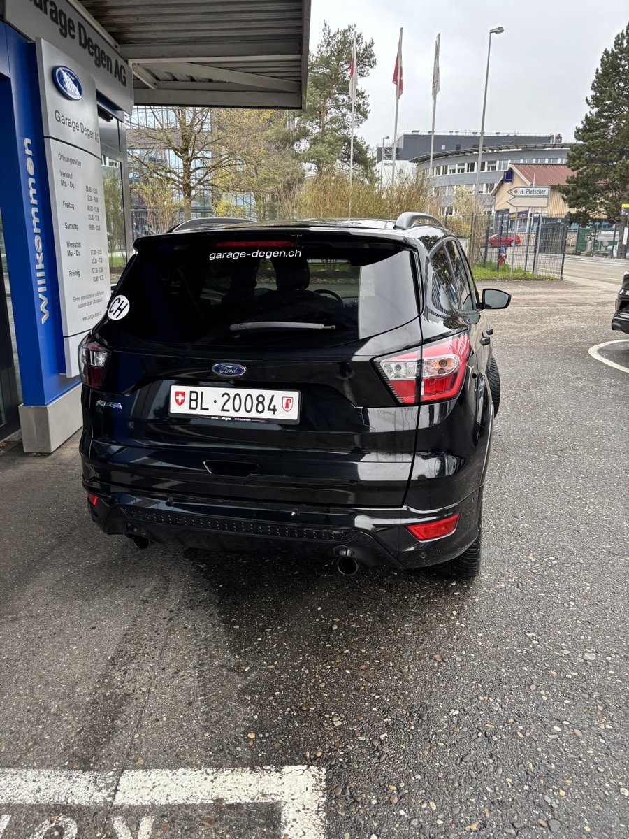 FORD Kuga 2.0 TDCi 180 ST-Line FPS-image-18