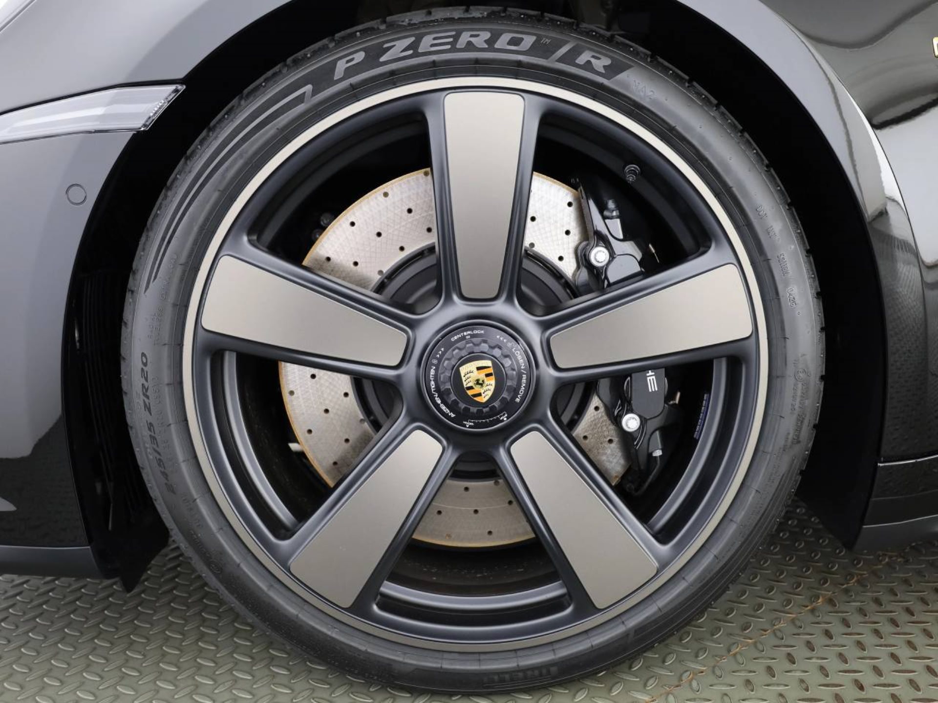 PORSCHE 911 Spirit 70-image-6