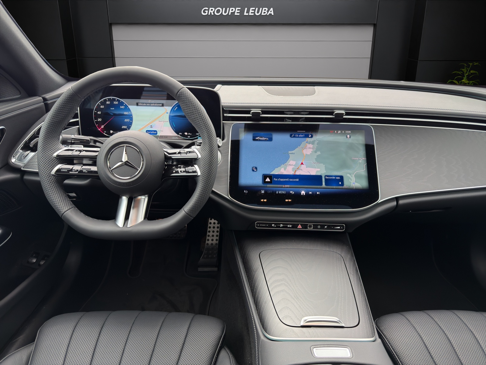 MERCEDES-BENZ E 300 e 4Matic EQ Hybrid 9G-Tronic-image-7
