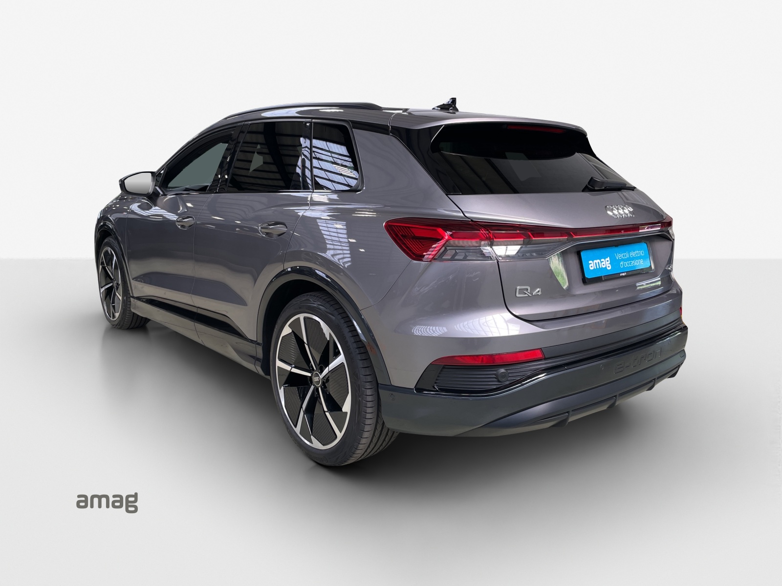 AUDI Q4 e-tron 45 quattro-image-3