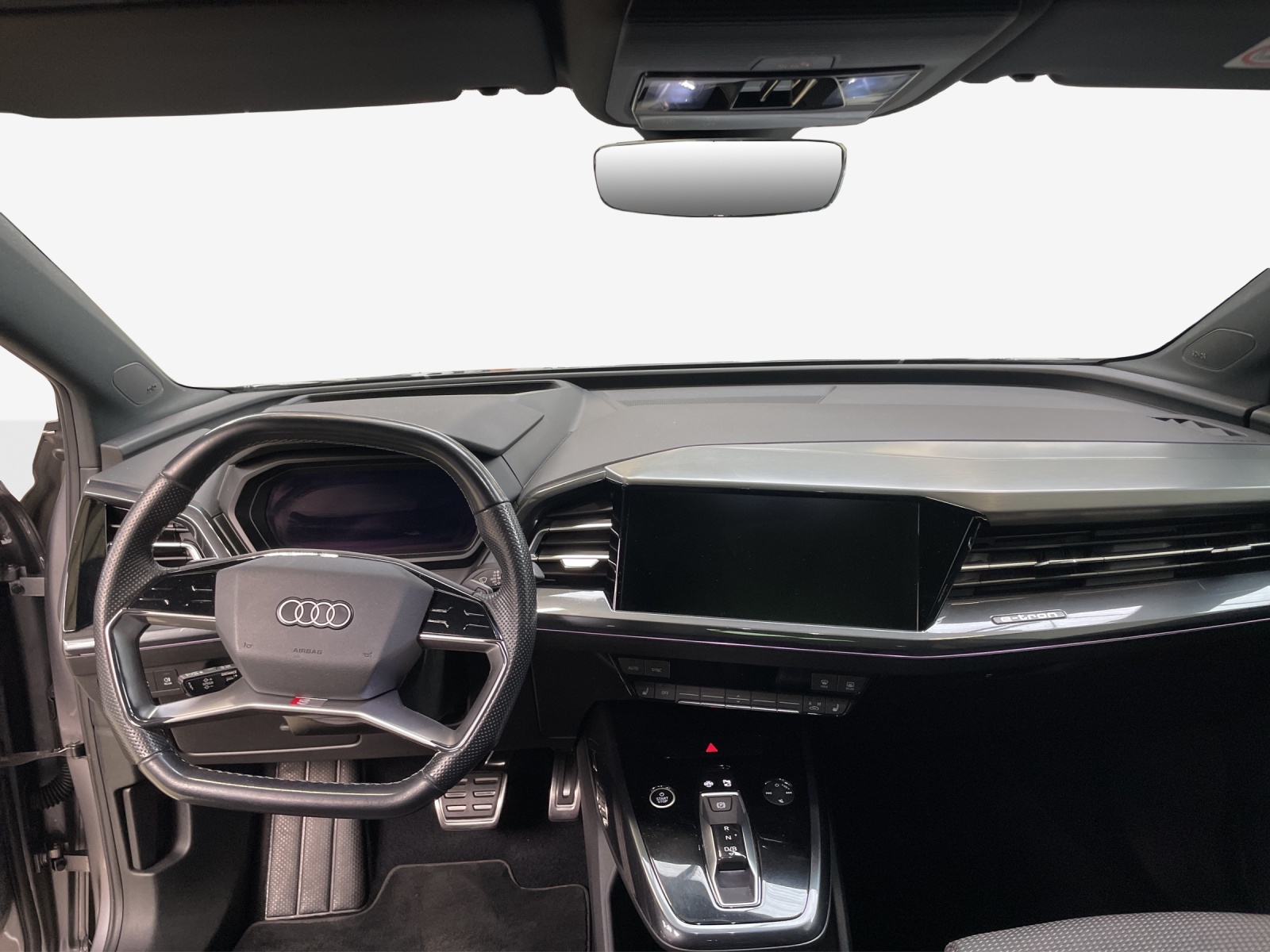 AUDI Q4 e-tron 45 quattro-image-8