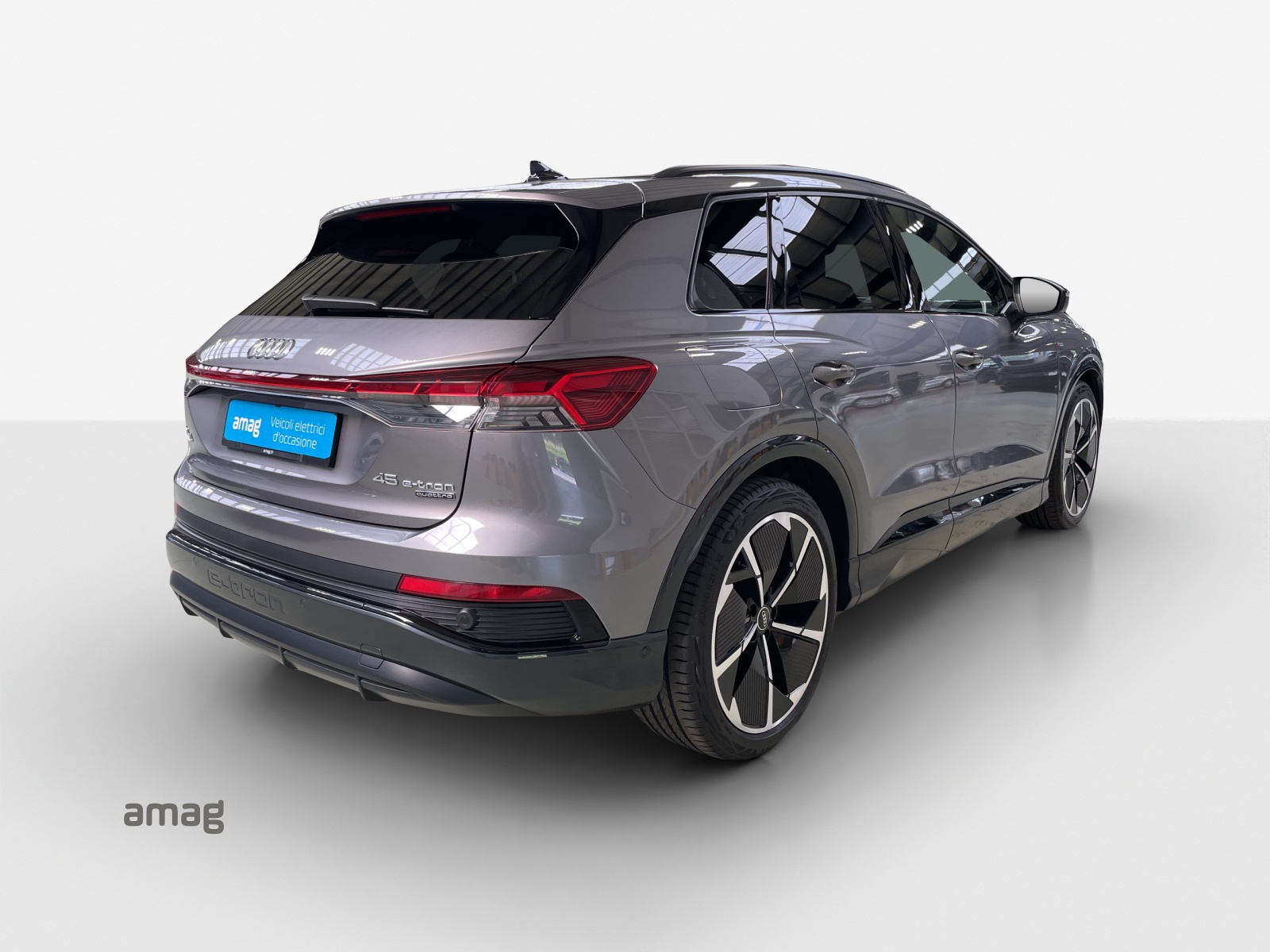 AUDI Q4 e-tron 45 quattro-image-5
