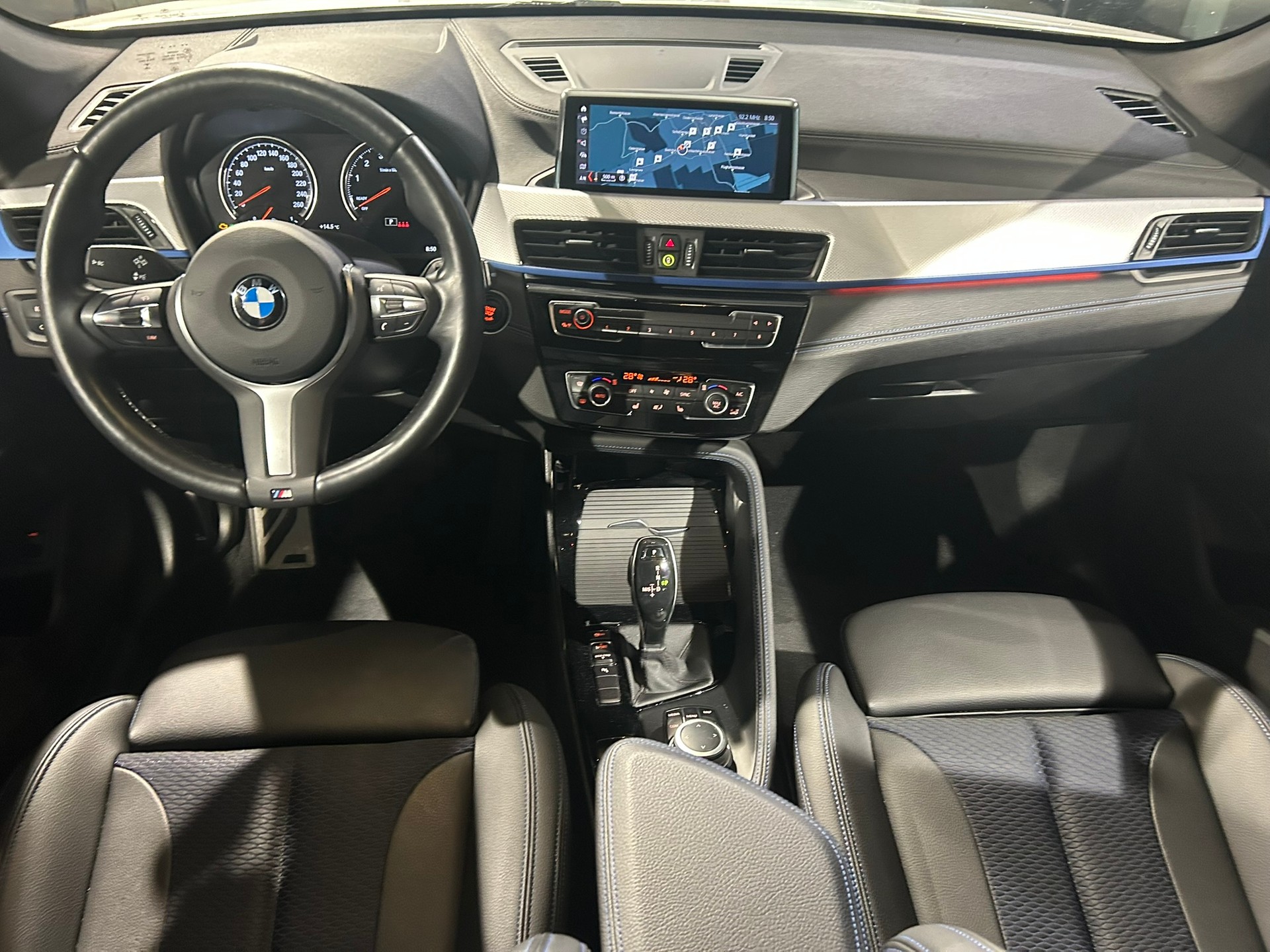 BMW X1 sDrive 18i Steptronic M Sport DSK-image-27