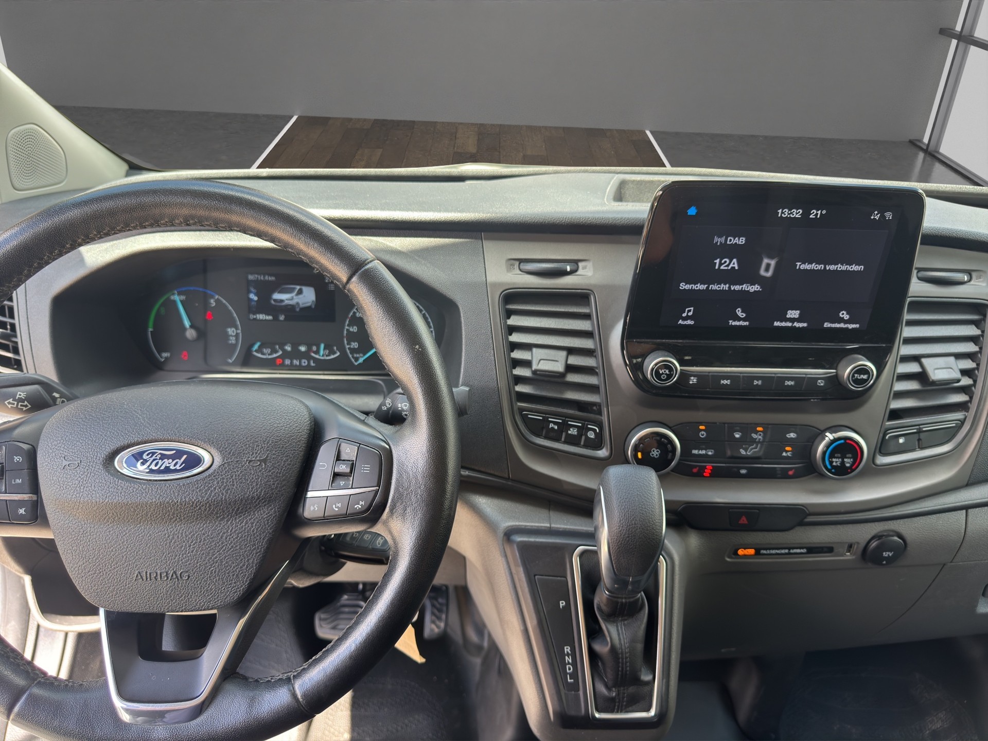 FORD Transit Custom Van 1.0 Eco Boost 340 L1H1 Trend PHEV-image-10
