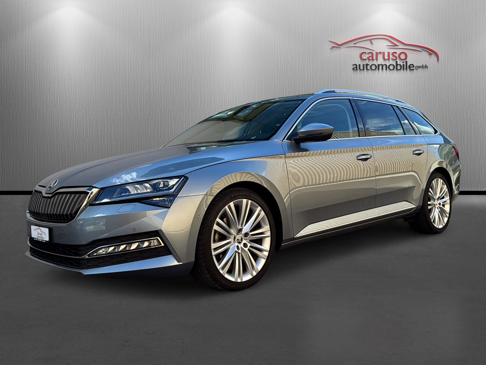 SKODA Superb 1.4 TSI L&K PHEV DSG*Anhängerkupplung*Panoramadach*-image-6