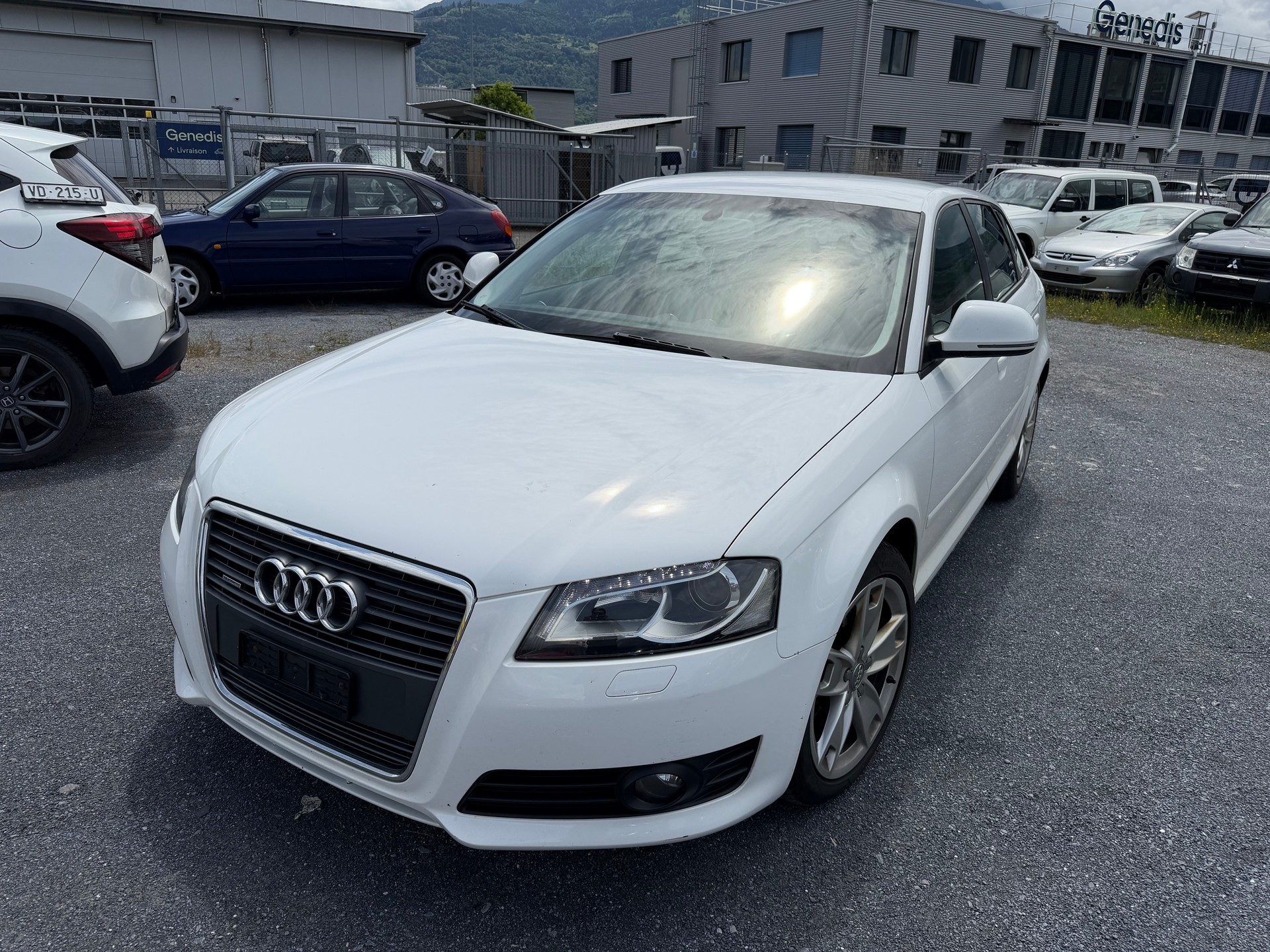 AUDI A3 Sportback 1.8 TFSI Ambition quattro-image-8