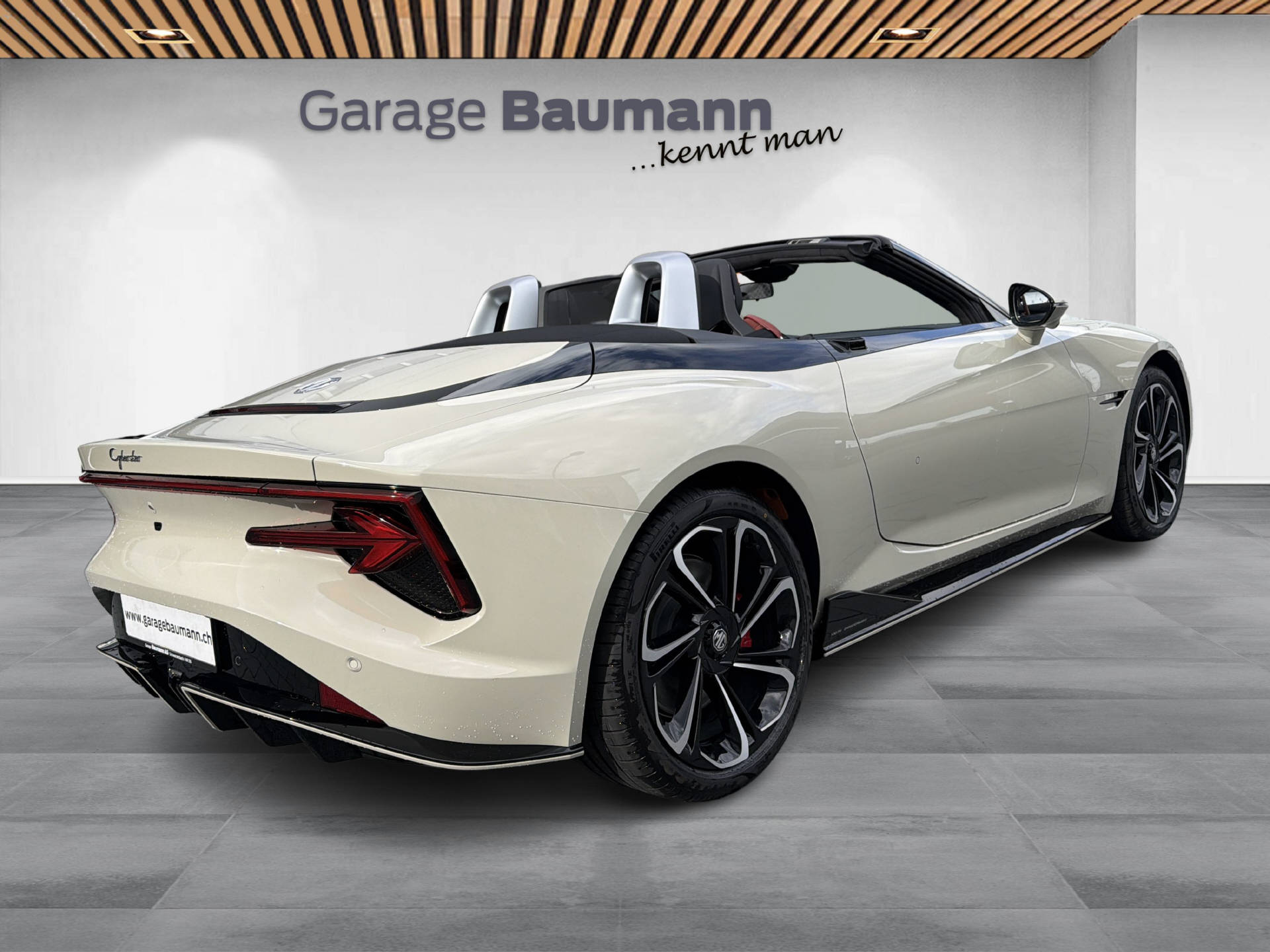 MG Cyberster 77kWh 4WD-image-2