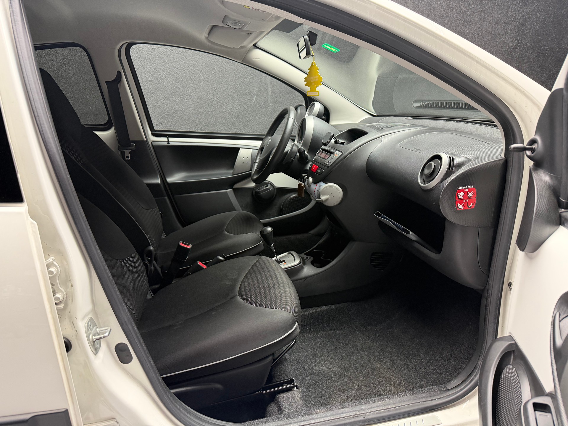 PEUGEOT 107 1.0 Style • ab MfK, wenig KM-image-8