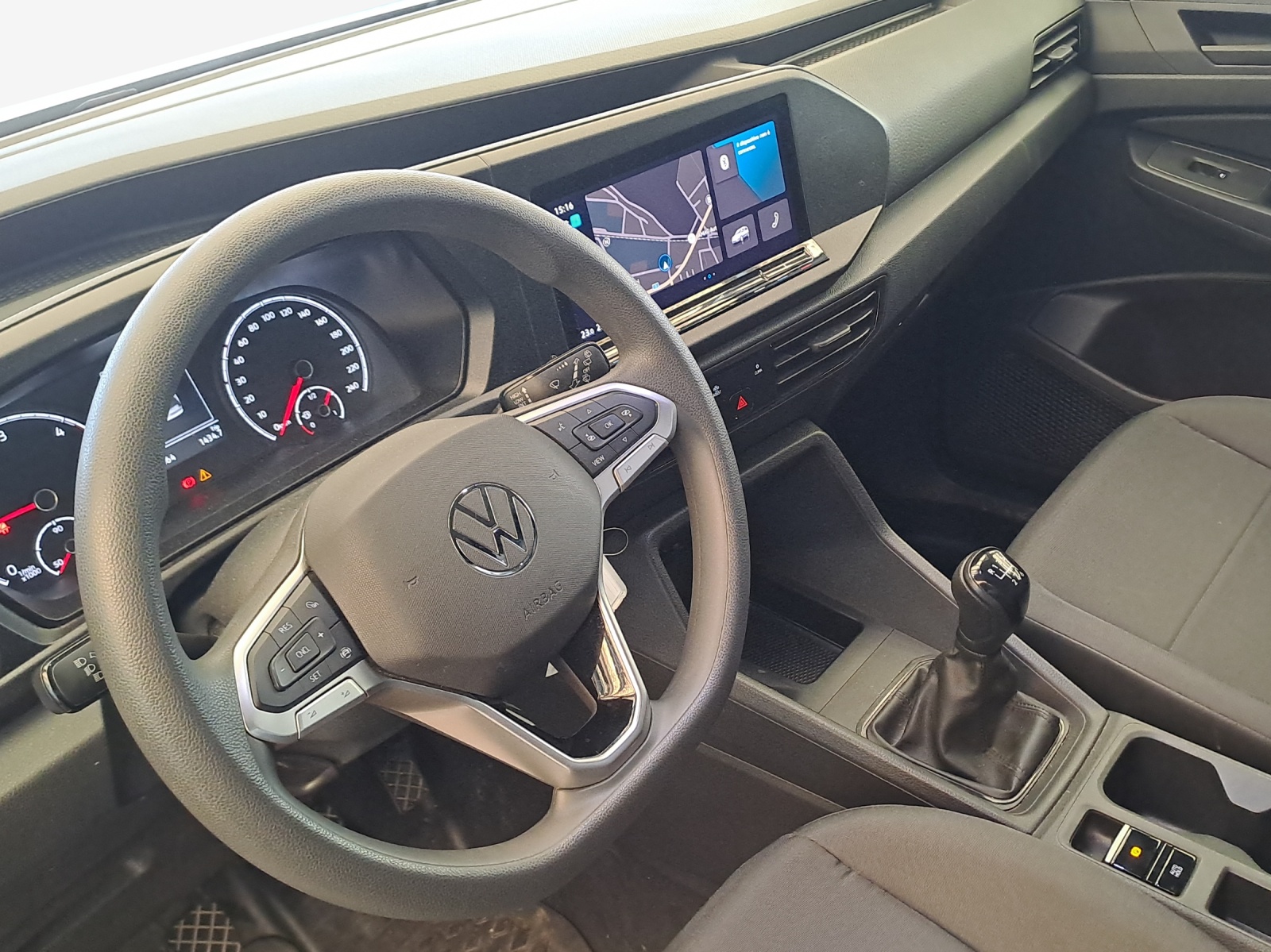 VW Caddy Cargo 2.0TDI-image-8