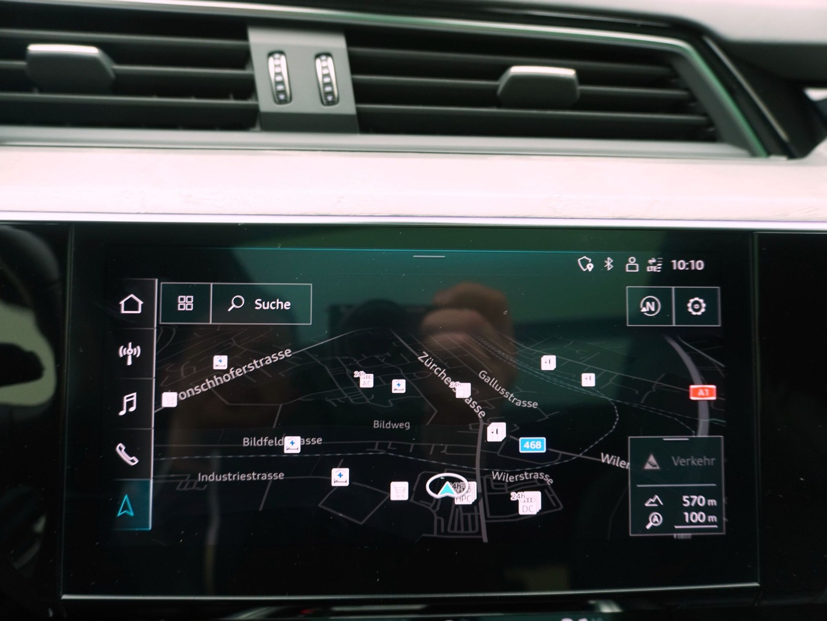 AUDI e-tron 55 S Line quattro-image-29