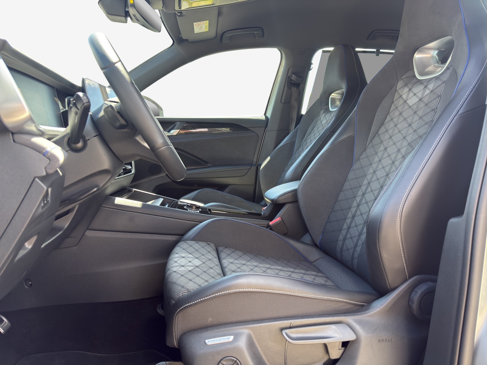 VW Tayron 2.0 TSI R-Line DSG 4Motion-image-7