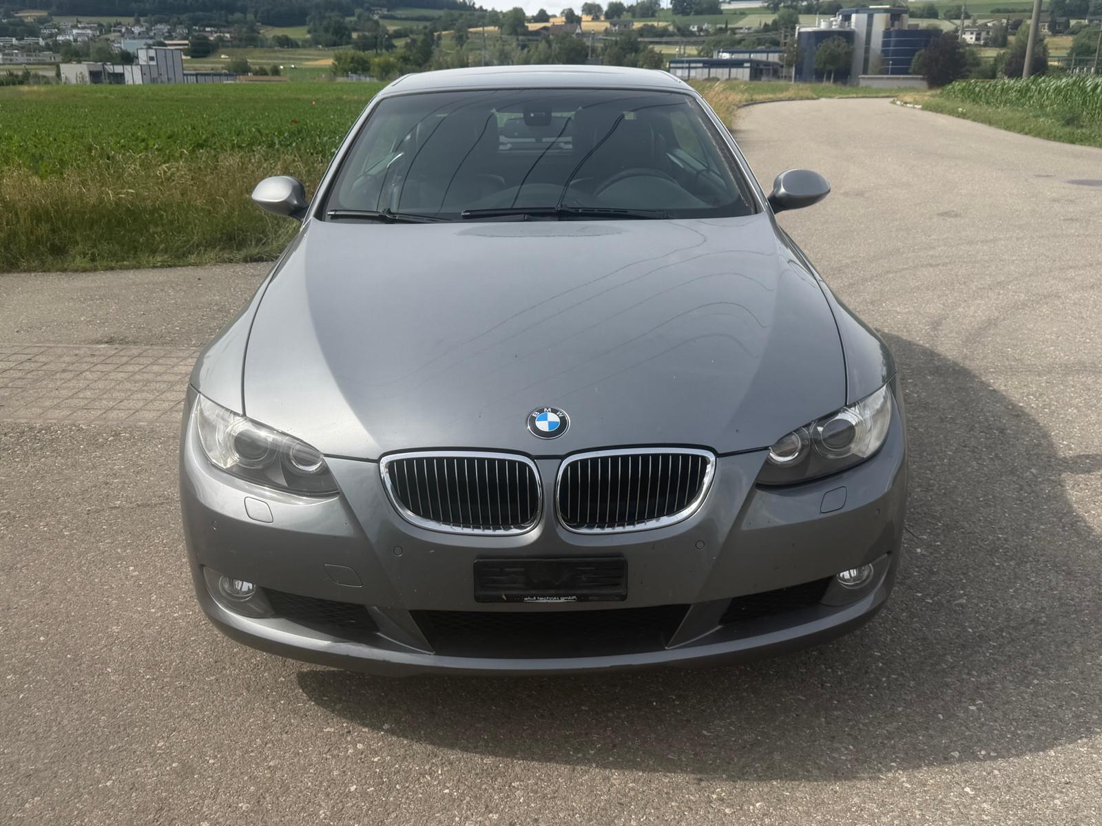 BMW 325-image-2