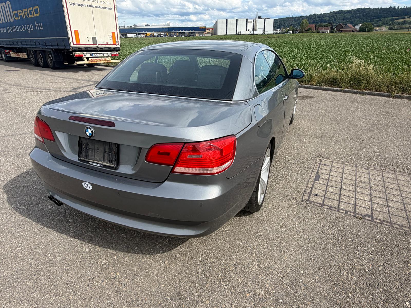 BMW 325-image-5