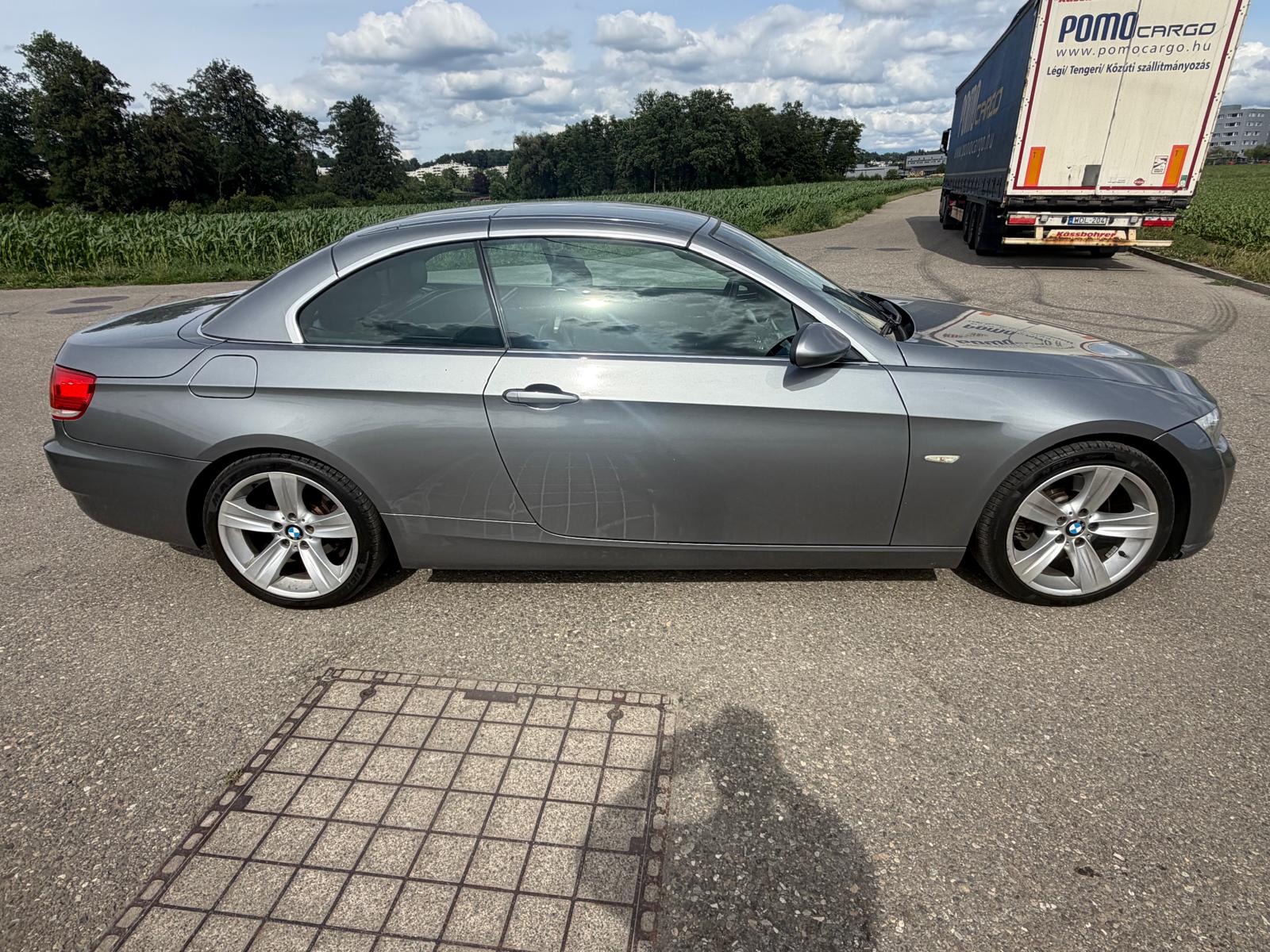 BMW 325-image-4