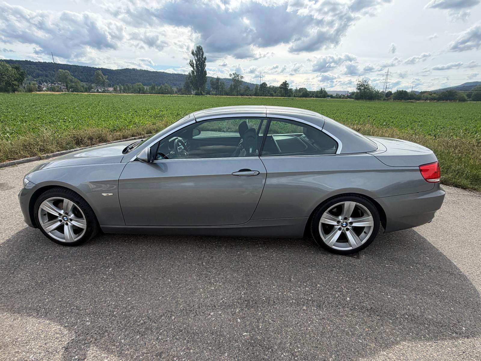BMW 325-image-8