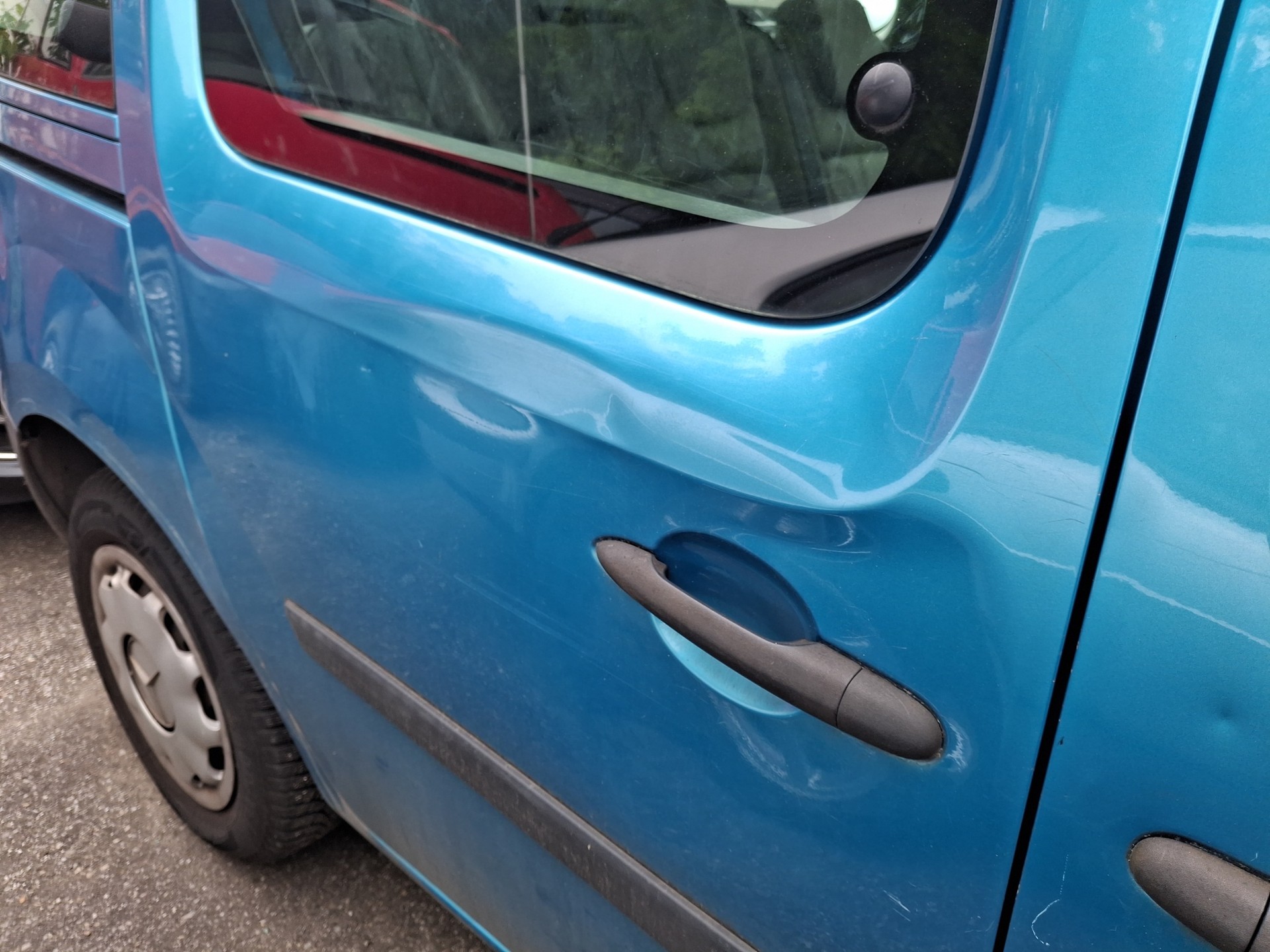 RENAULT Kangoo 1.6 16V Expression Automatic-image-8