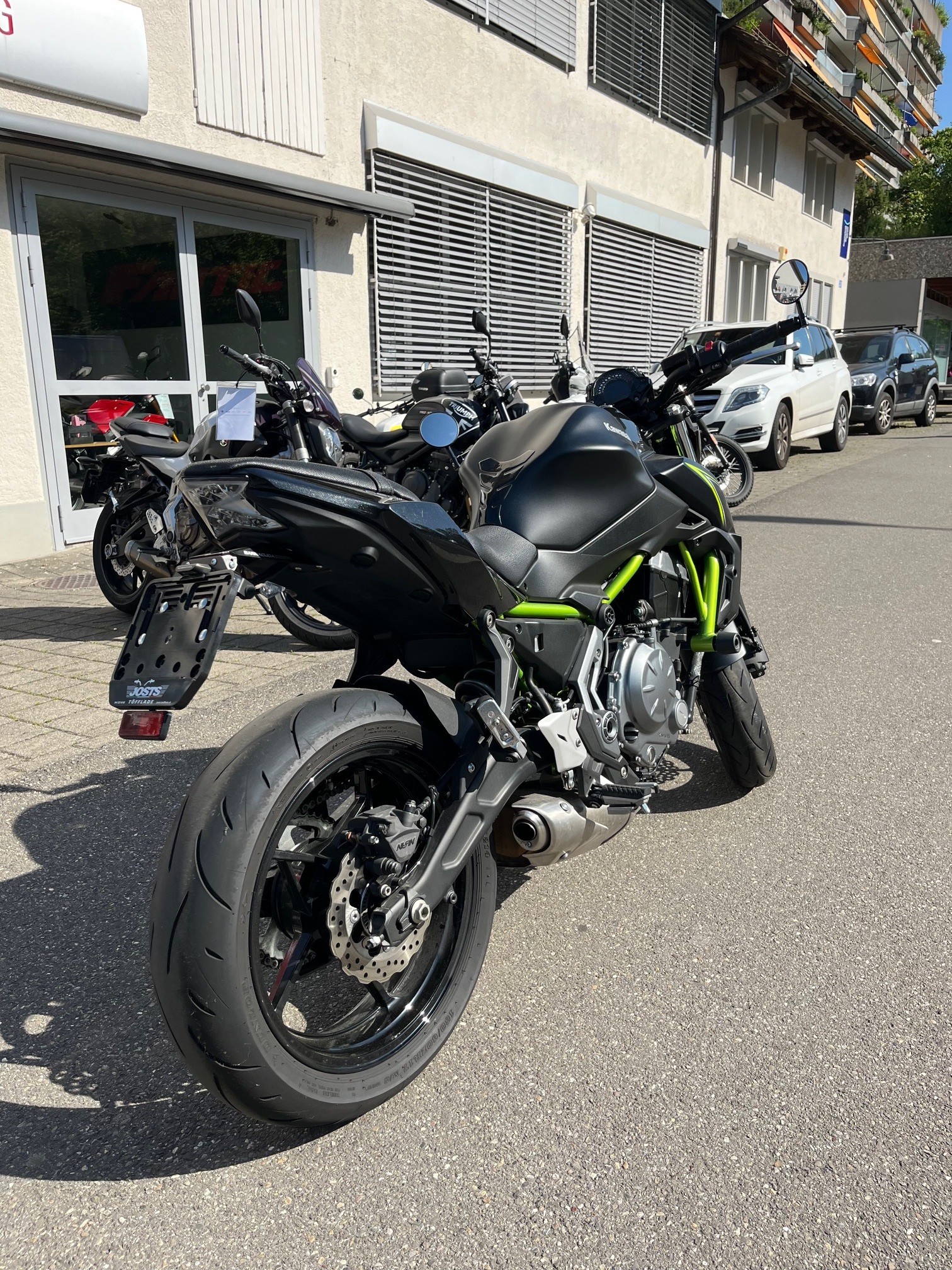 KAWASAKI Z 650 ABS - GRATIS LIEFERUNG*-showroom-element-3