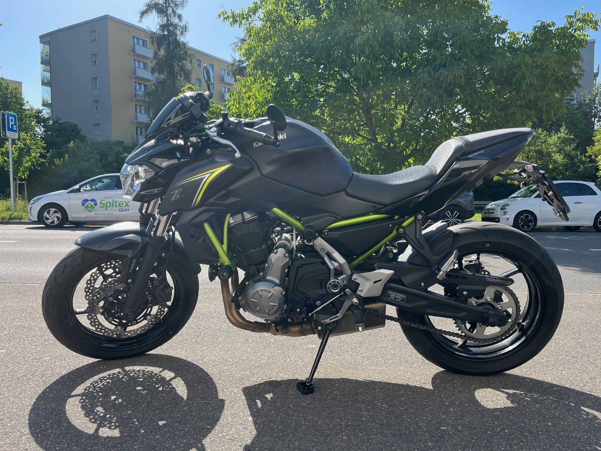 KAWASAKI Z 650 ABS - GRATIS LIEFERUNG*