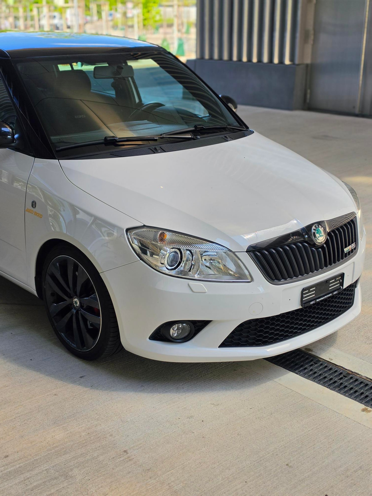 SKODA Fabia 1.4 TSI RS DSG-image-7