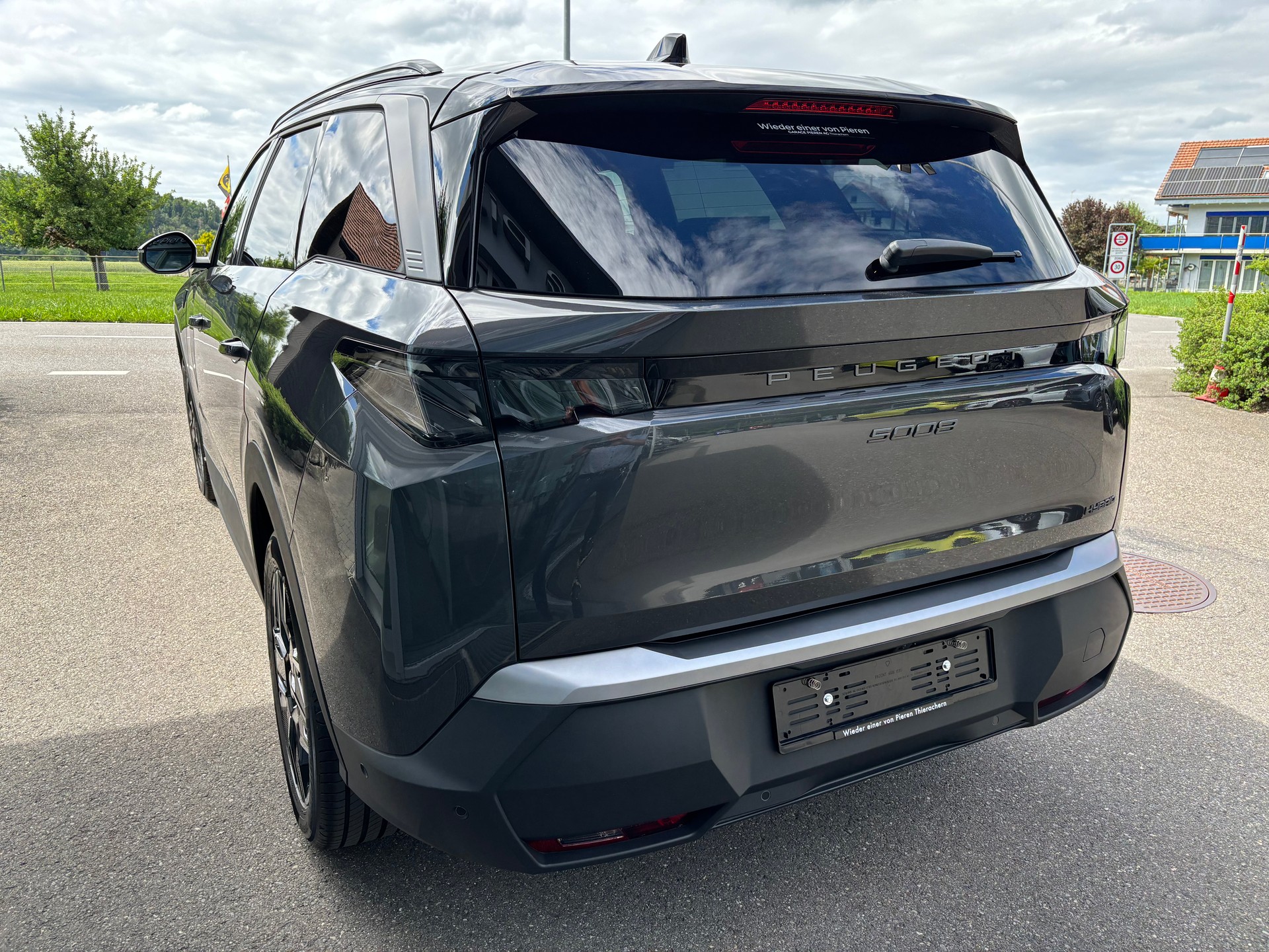 PEUGEOT 5008 145 e-DCS6 GT-image-2