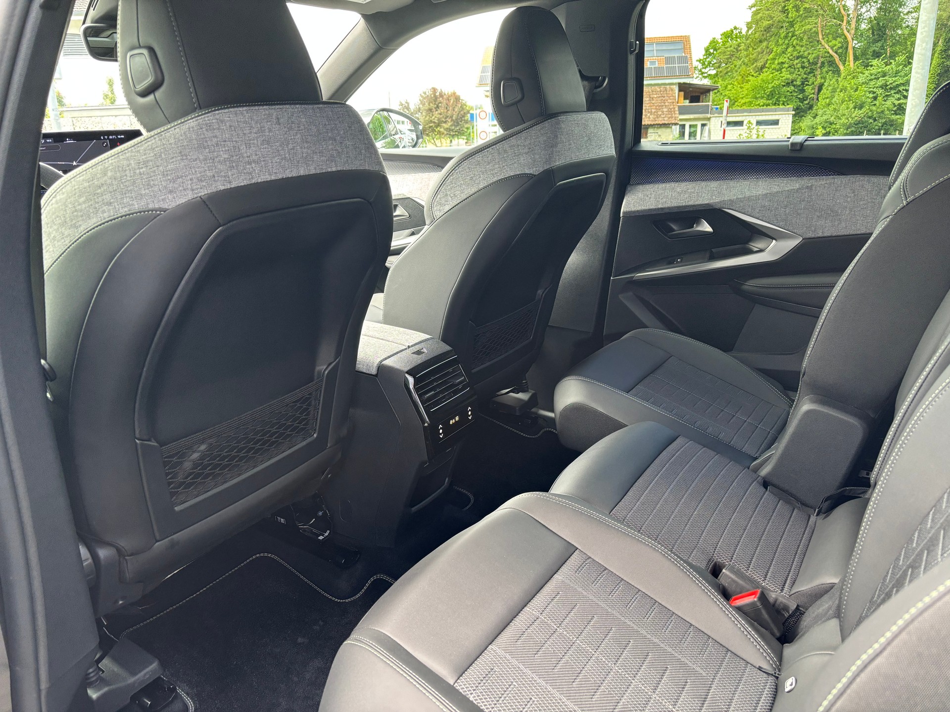 PEUGEOT 5008 145 e-DCS6 GT-image-8