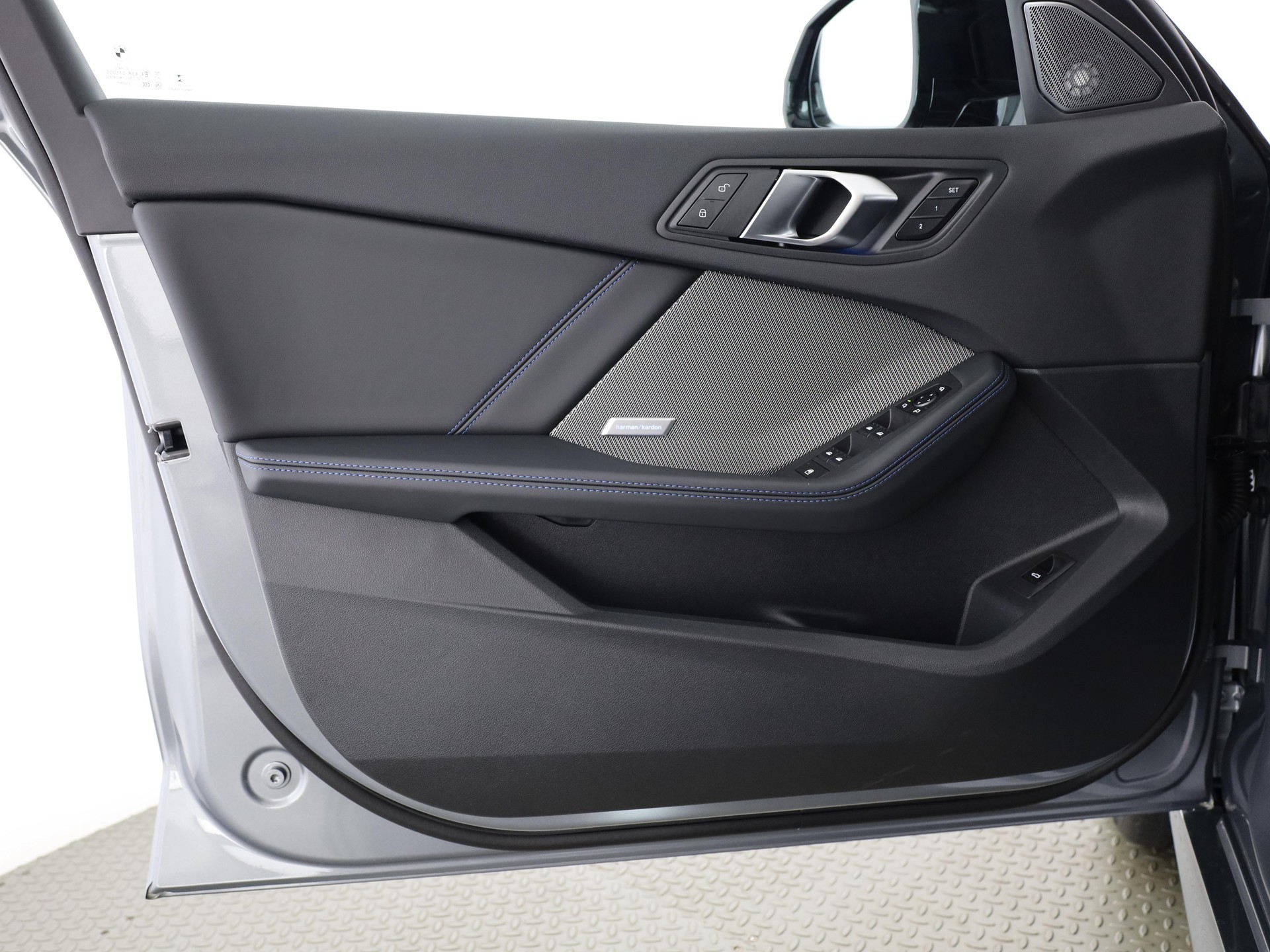 BMW M135i xDrive-image-8