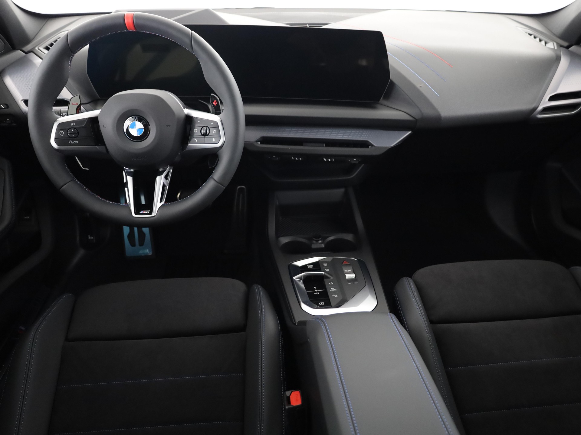 BMW M135i xDrive-image-17