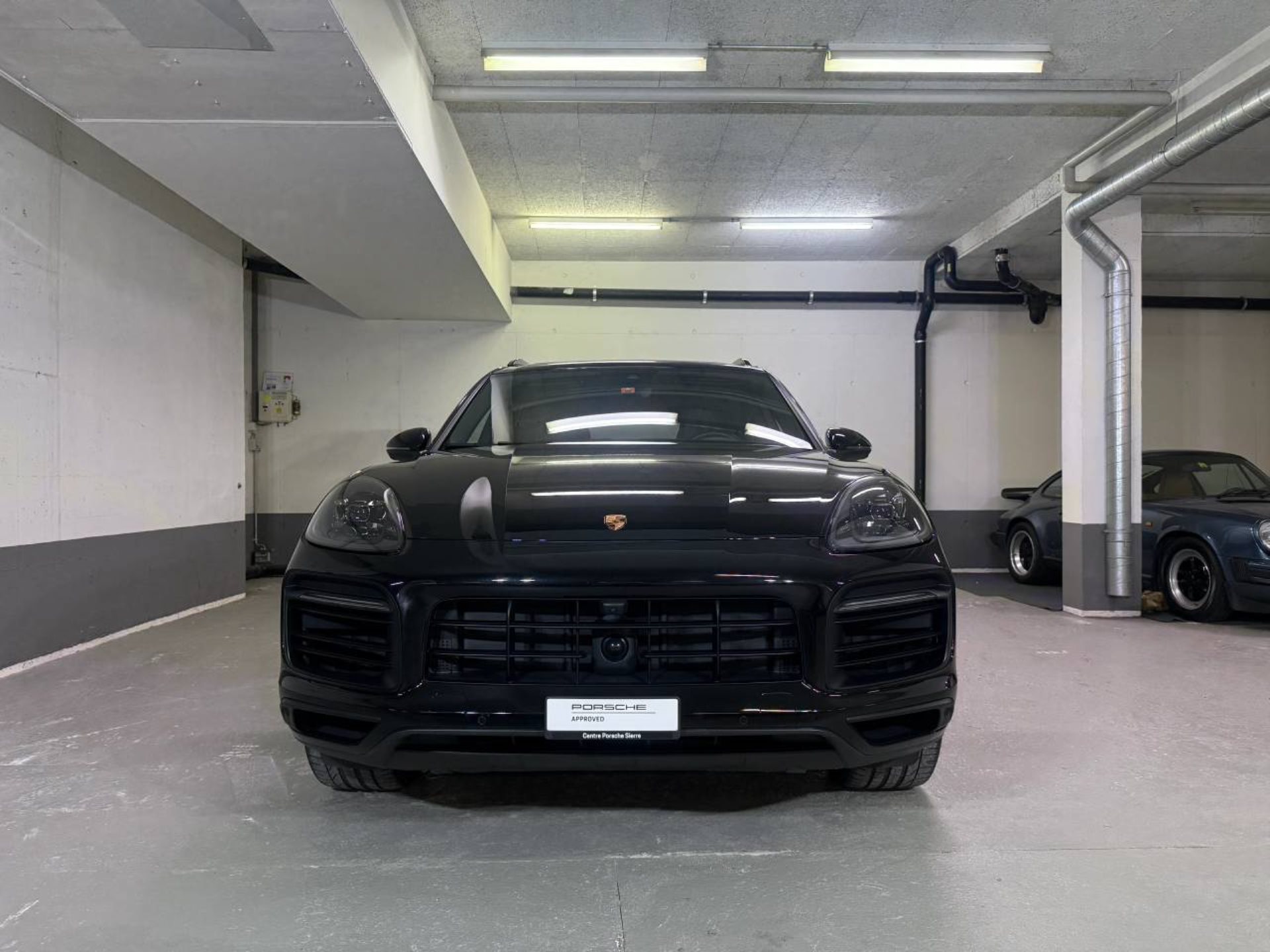 PORSCHE Cayenne E-Hybrid Platinum Edition (MY23)-image-8