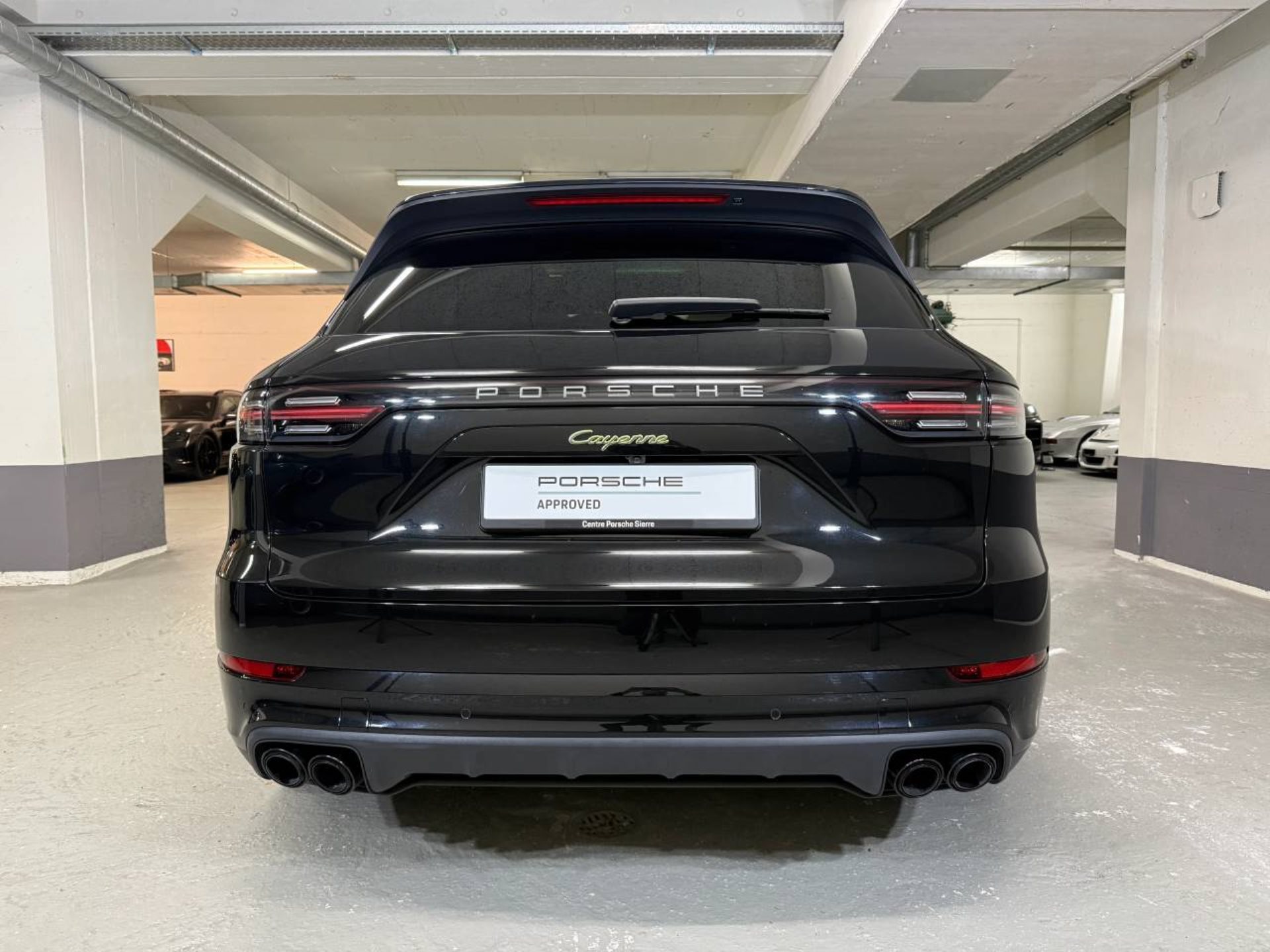 PORSCHE Cayenne E-Hybrid Platinum Edition (MY23)-image-5