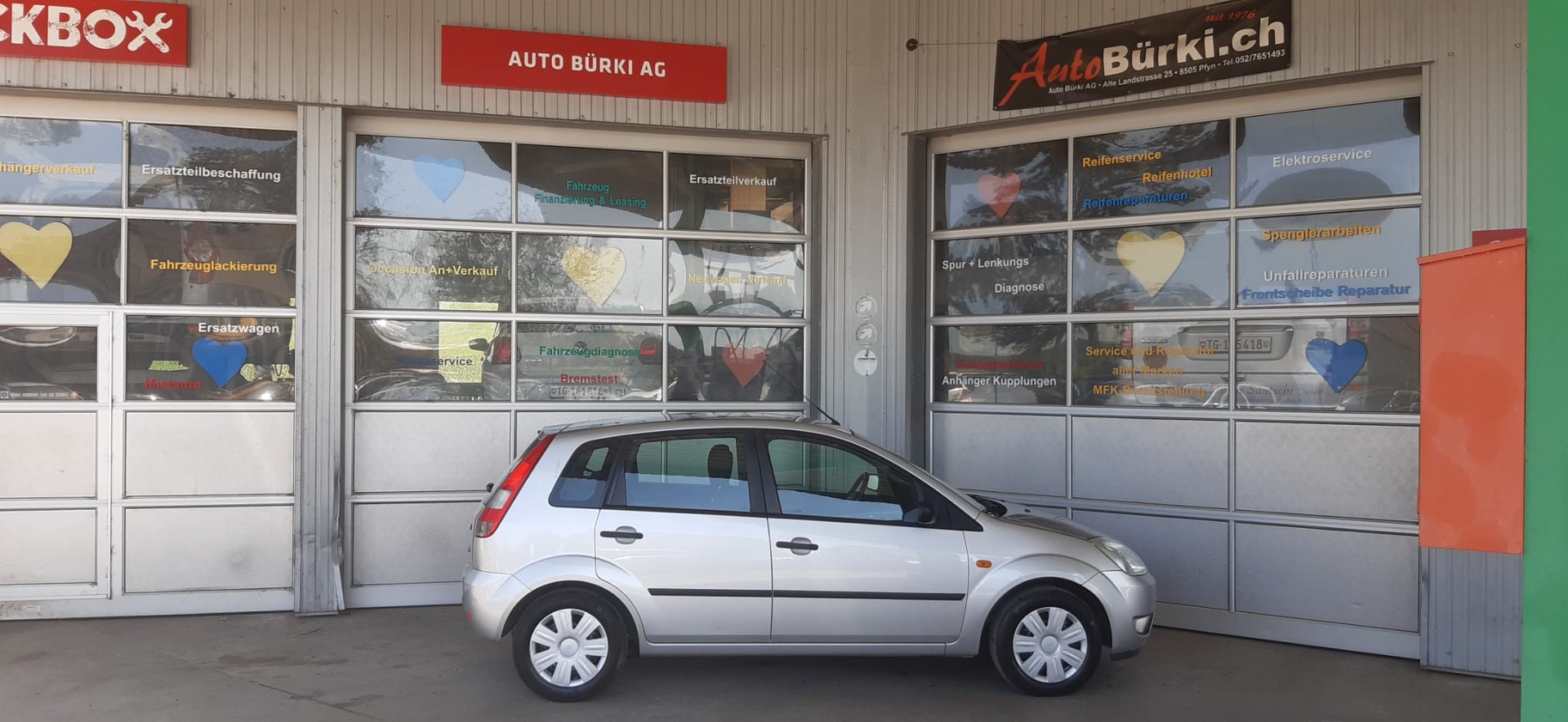 FORD Fiesta 1.4 16V Ambiente-image-5
