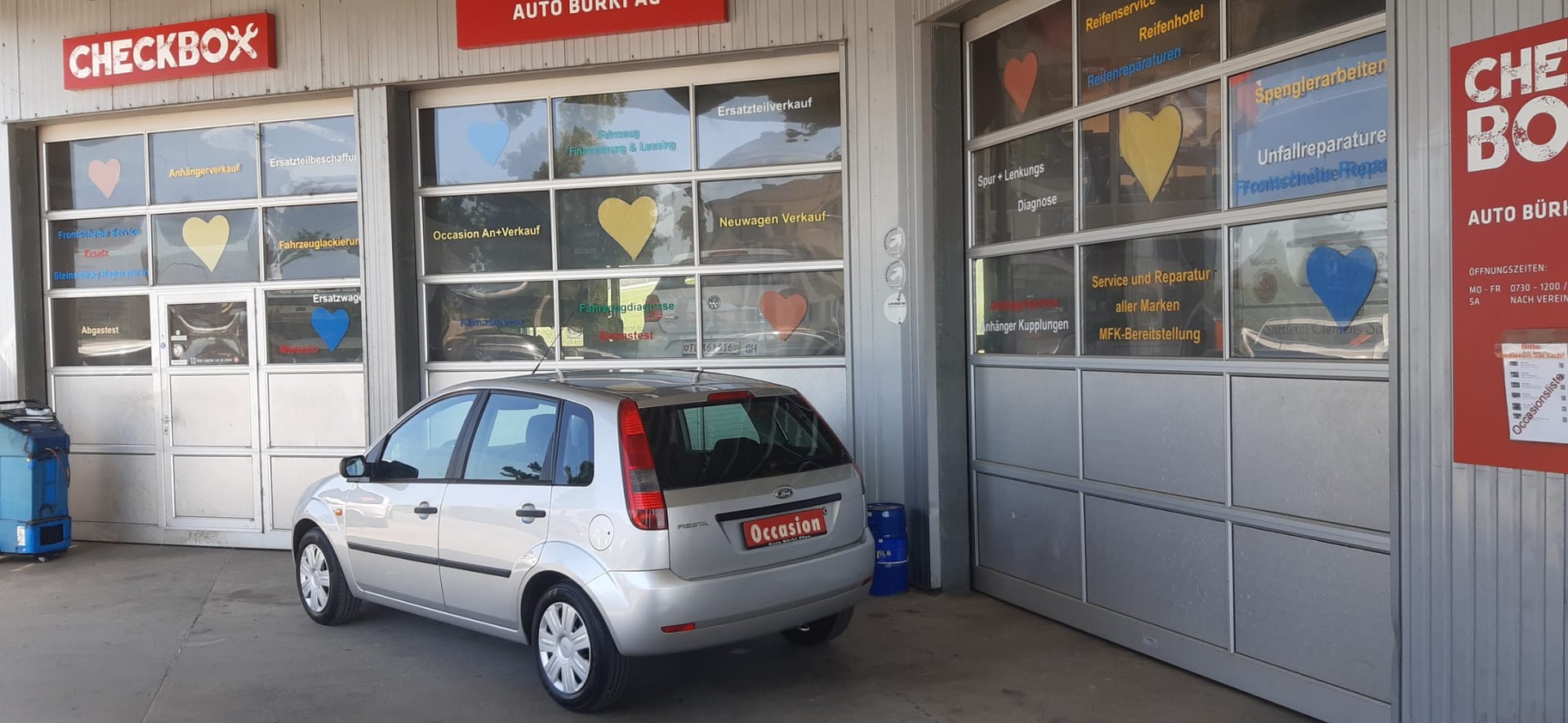 FORD Fiesta 1.4 16V Ambiente-image-8