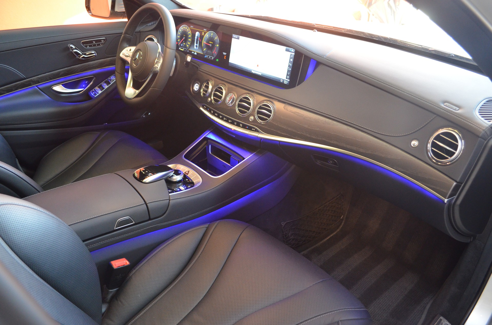 MERCEDES-BENZ S 400 d 4Matic 9G-Tronic-image-9
