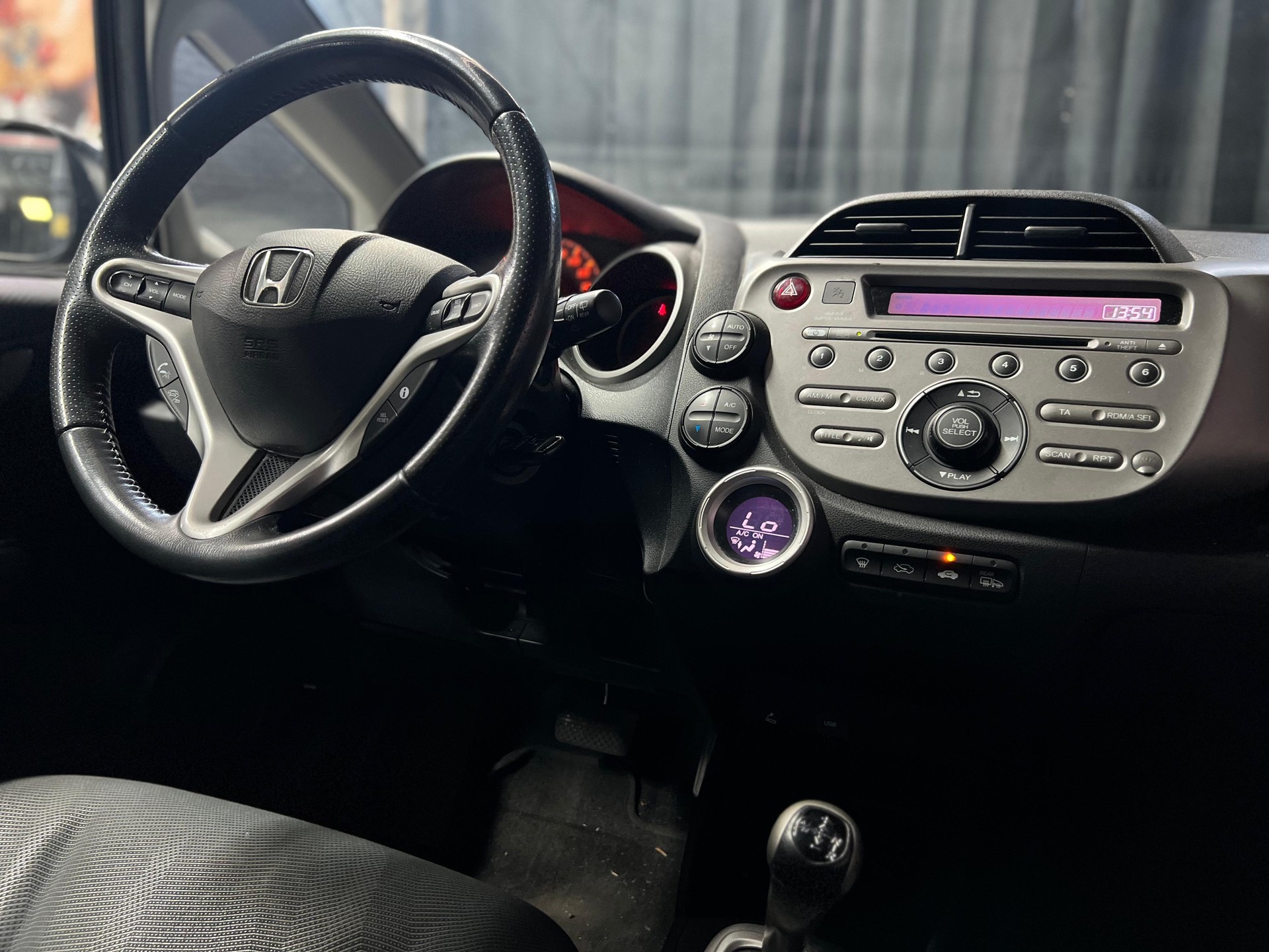 HONDA Jazz 1.4i Exclusive i-Shift-image-5
