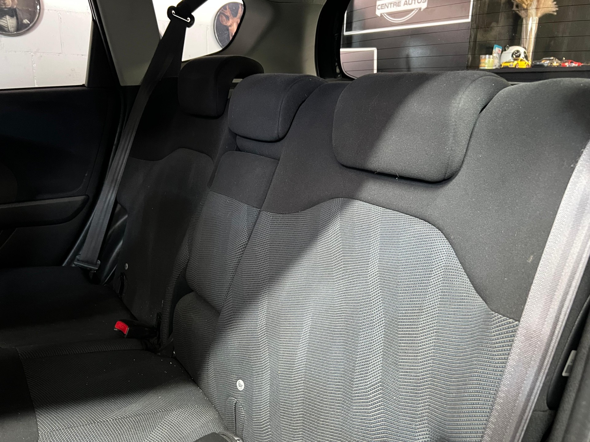 HONDA Jazz 1.4i Exclusive i-Shift-image-3