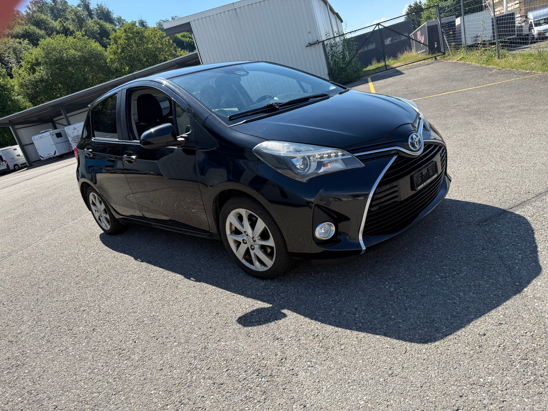 TOYOTA Yaris 1.5 VVT-i Hybrid Luna e-CVT-image-3