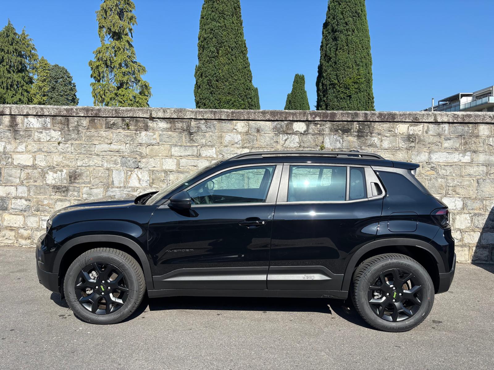 JEEP Avenger 1.2 Turbo MHEV Upland Plus 4xe-image-0