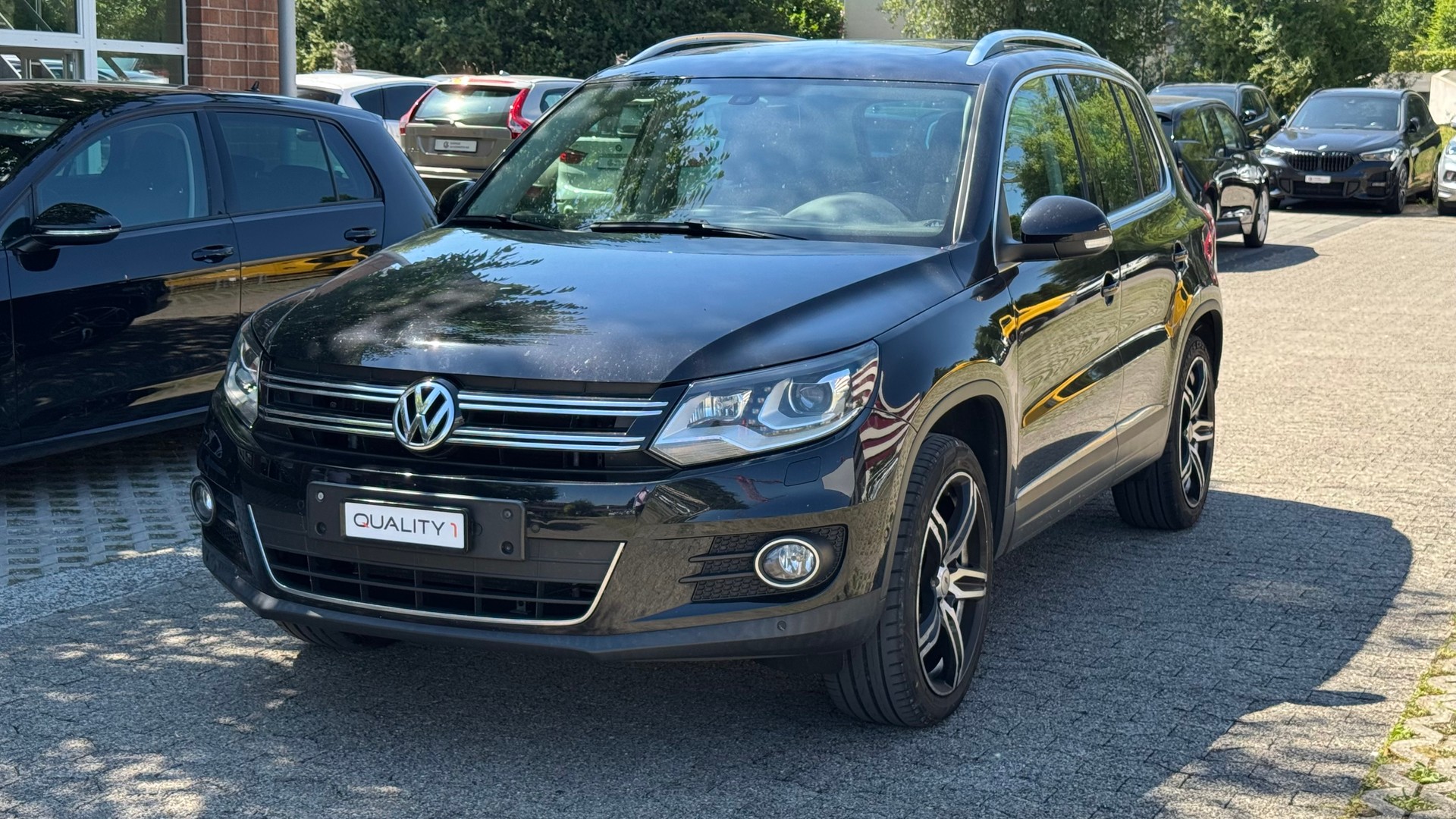 VW Tiguan 1.4 TSI Sport&Style-image-1