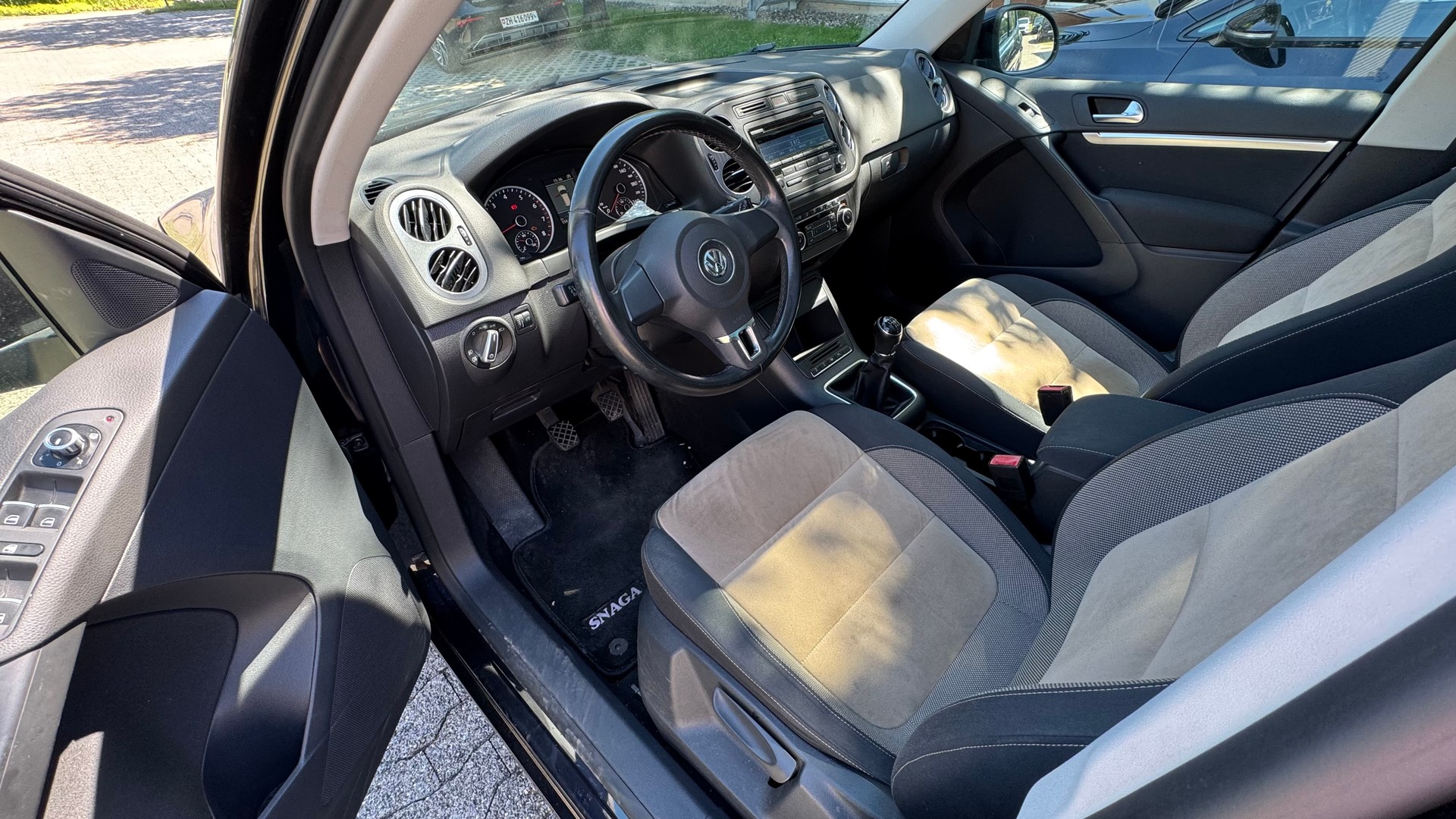 VW Tiguan 1.4 TSI Sport&Style-image-5