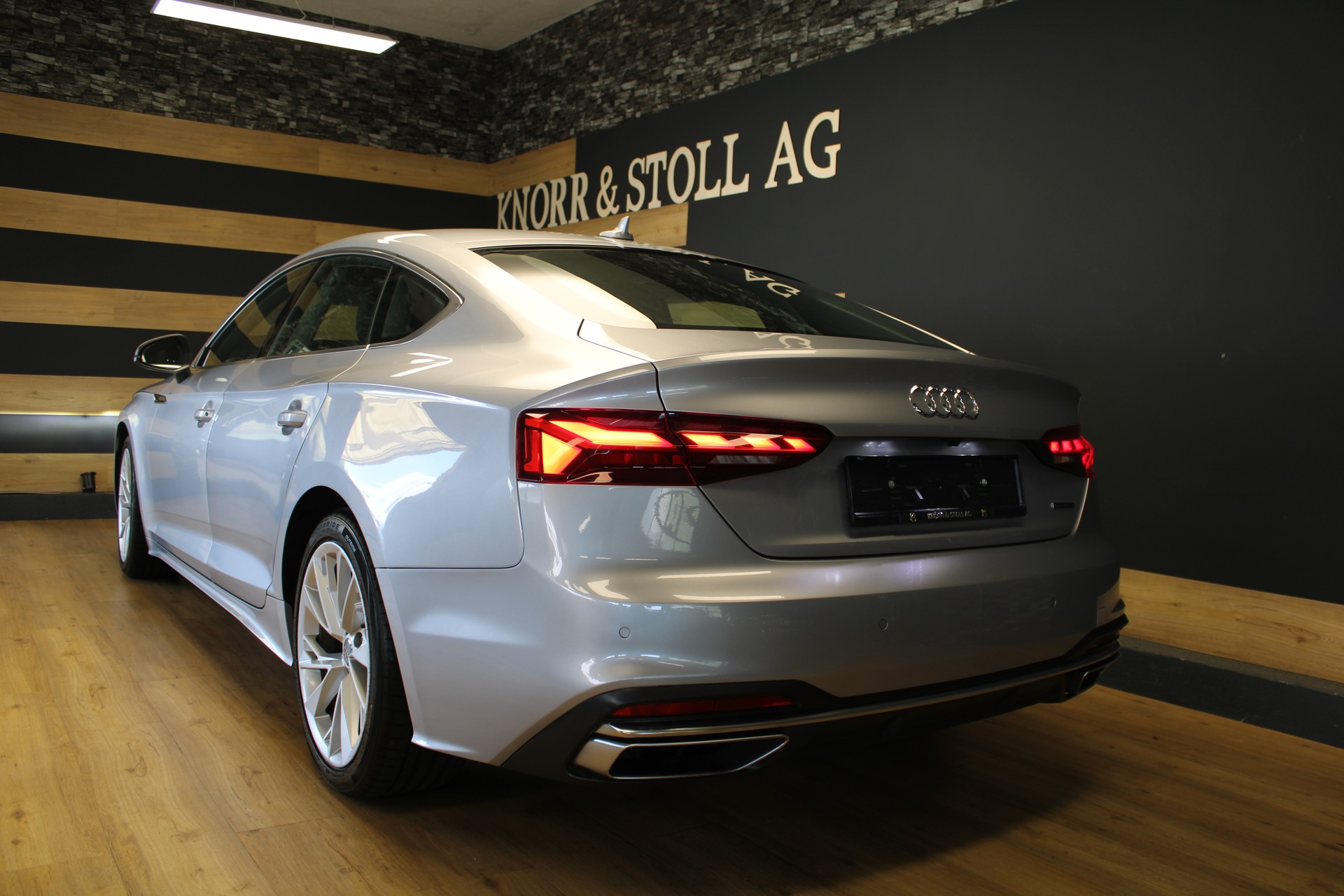 AUDI A5 Sportback 40 TDI advanced quattro S-tronic-showroom-element-3
