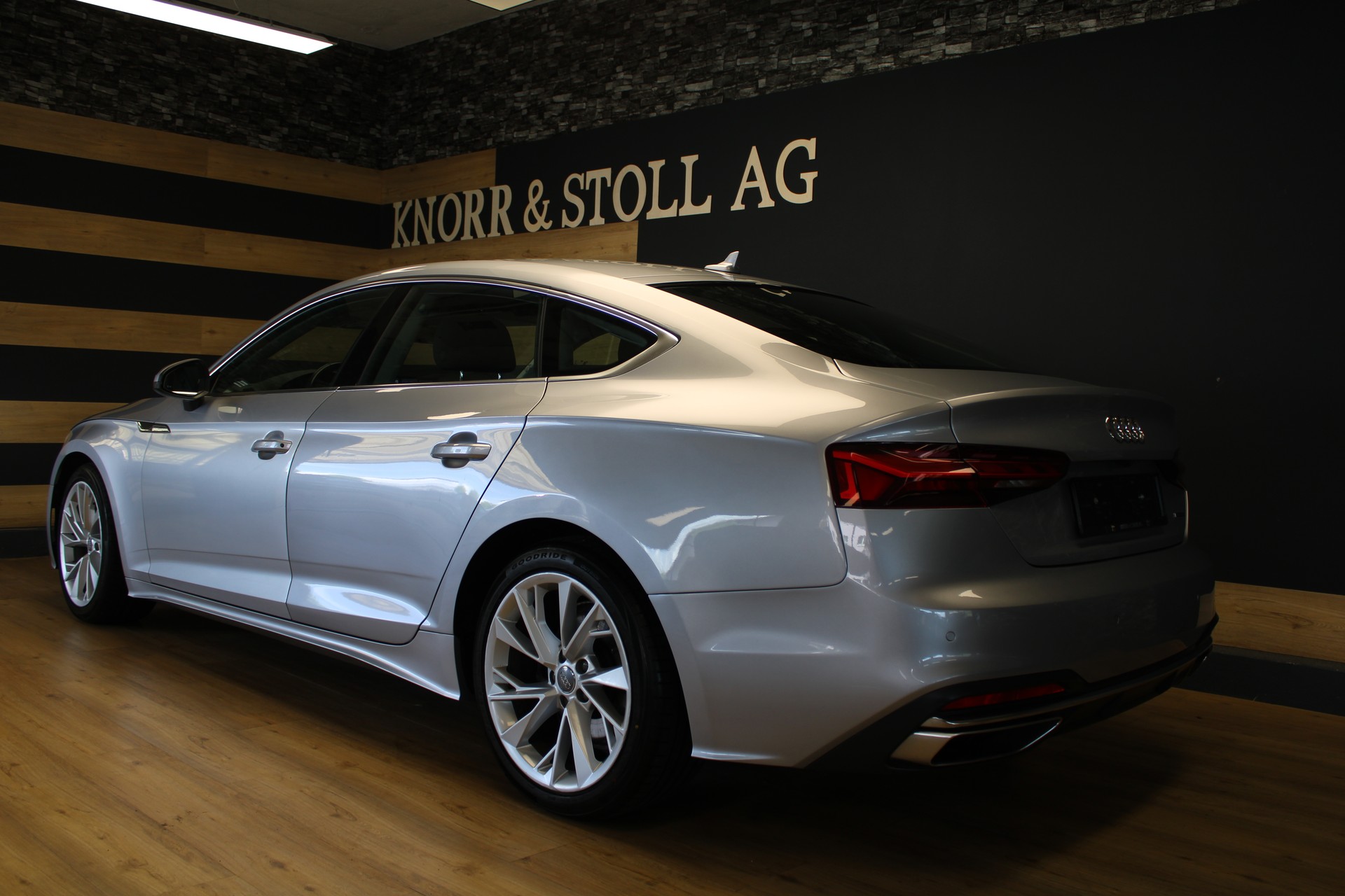 AUDI A5 Sportback 40 TDI advanced quattro S-tronic-image-5