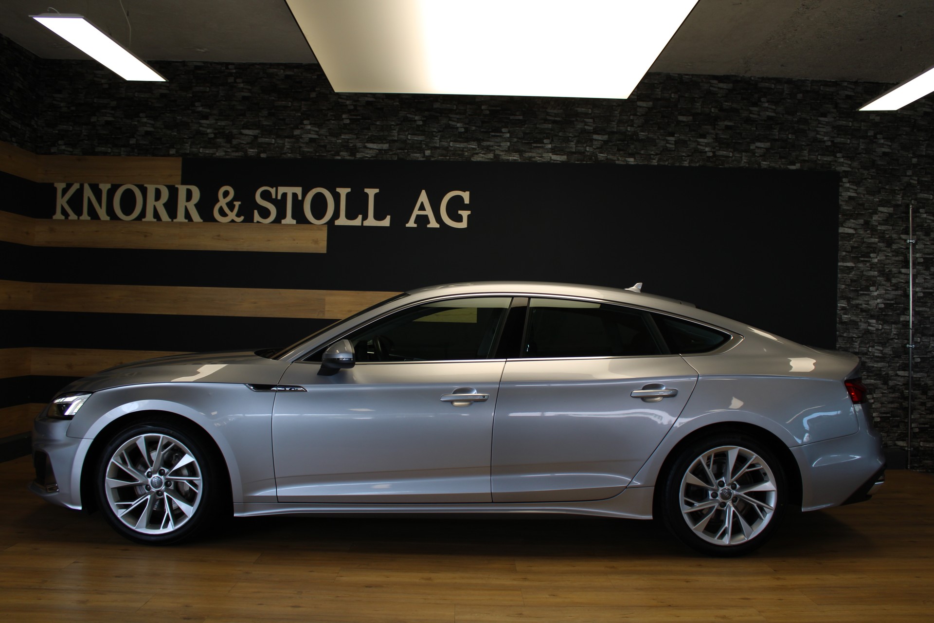 AUDI A5 Sportback 40 TDI advanced quattro S-tronic-image-6