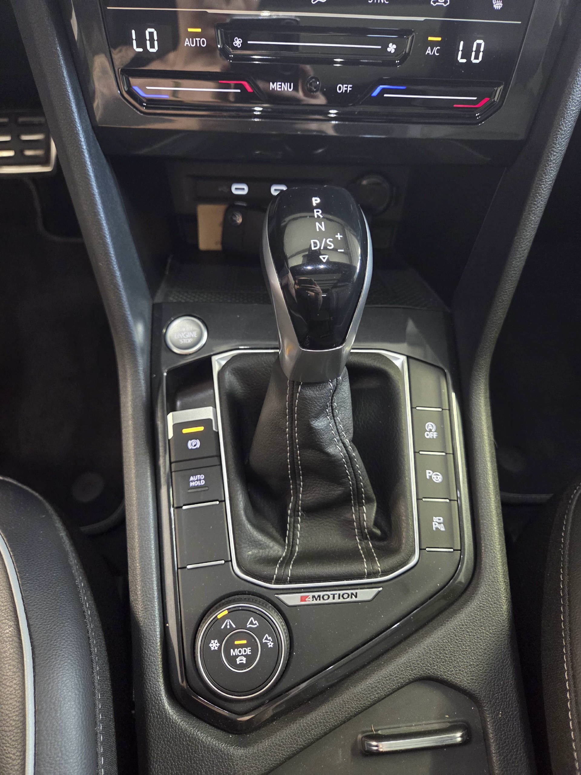 VW Tiguan 2.0 TSI R-Line DSG-image-9