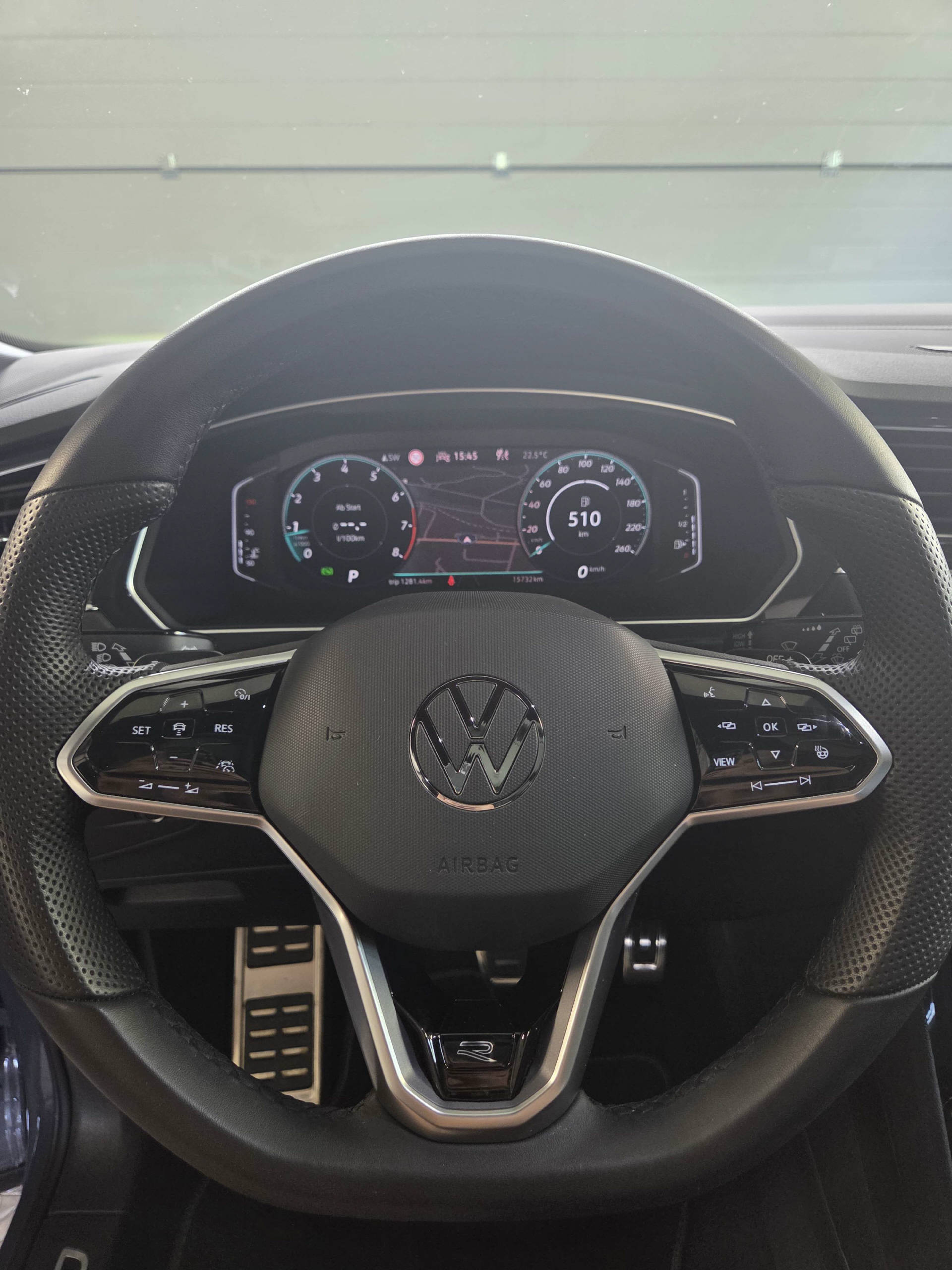VW Tiguan 2.0 TSI R-Line DSG-image-8