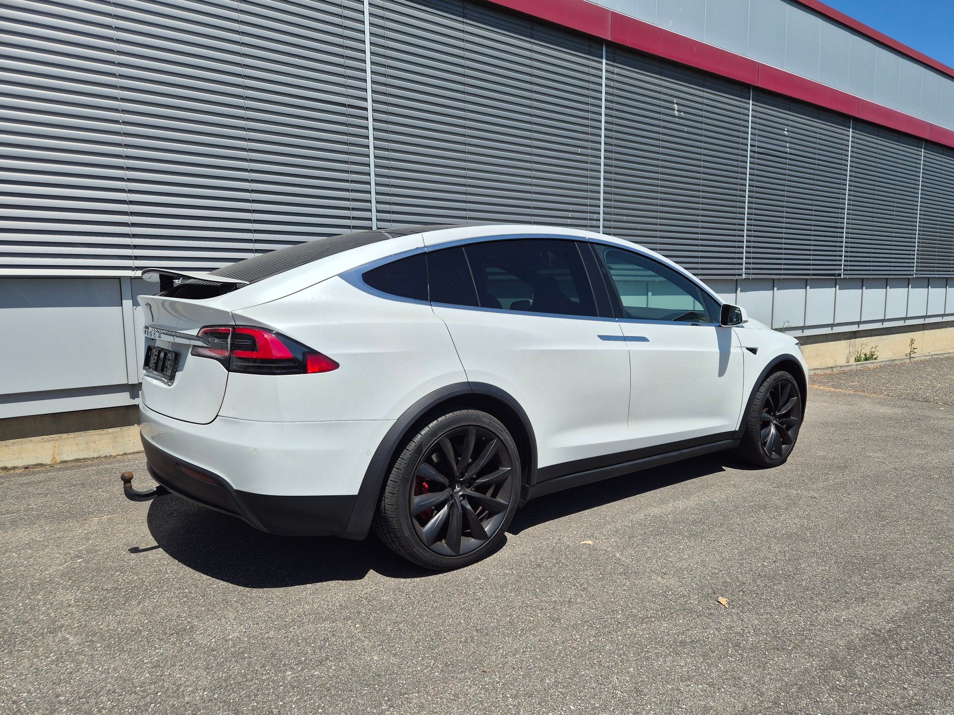 TESLA Model X 100 D Performance --image-3