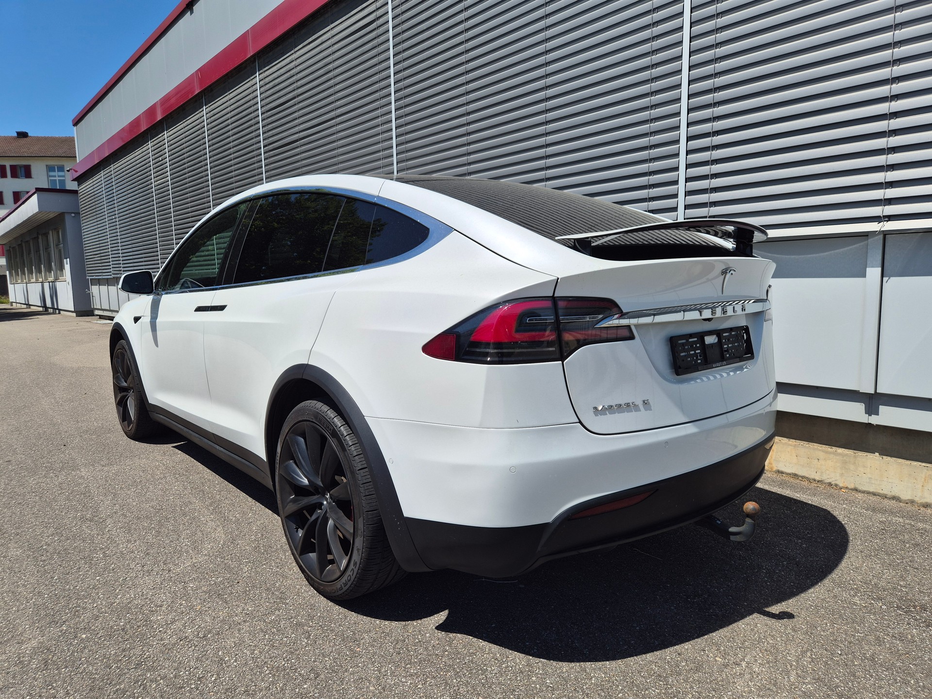 TESLA Model X 100 D Performance --image-8